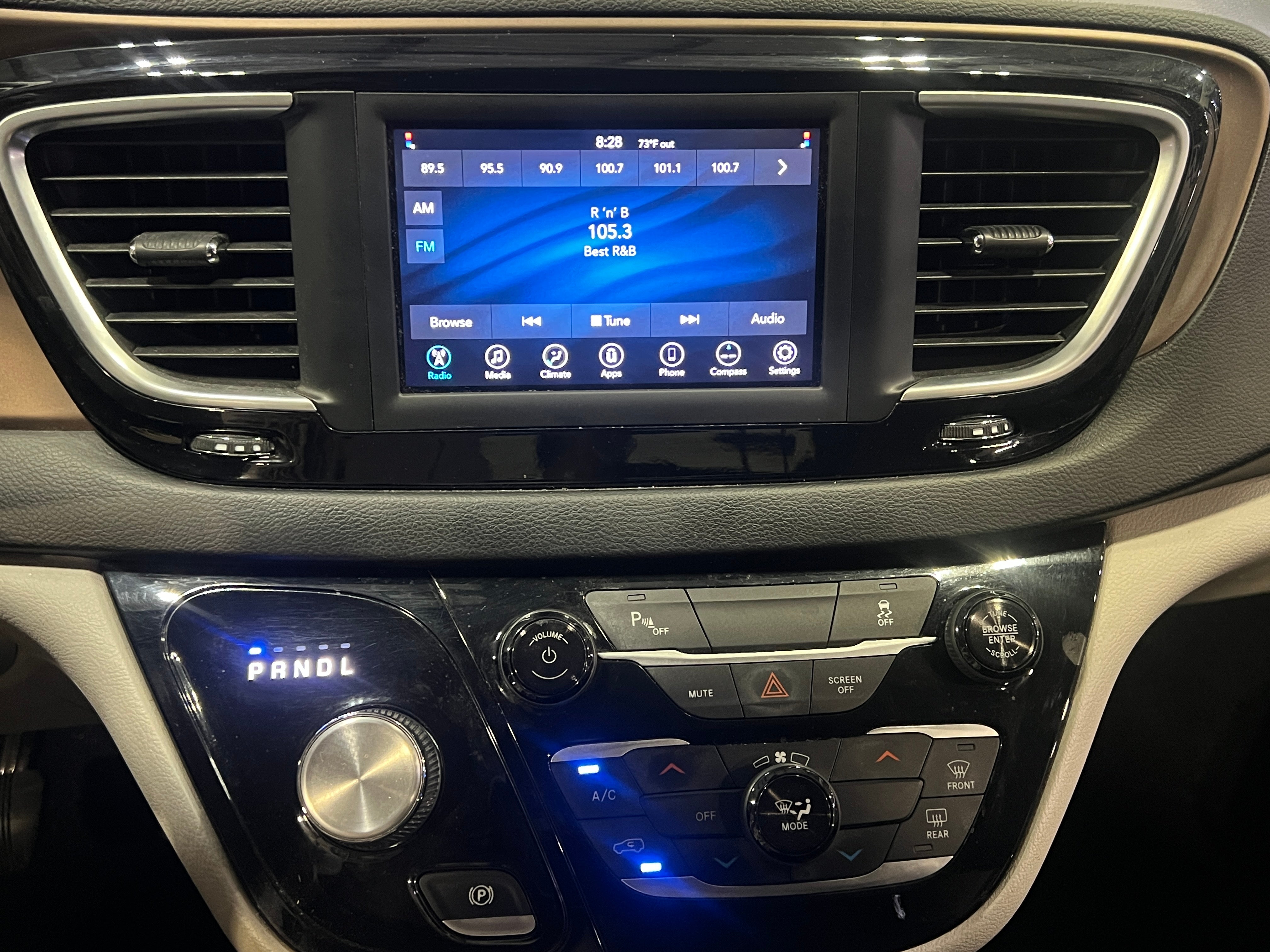 2018 Chrysler Pacifica L 4