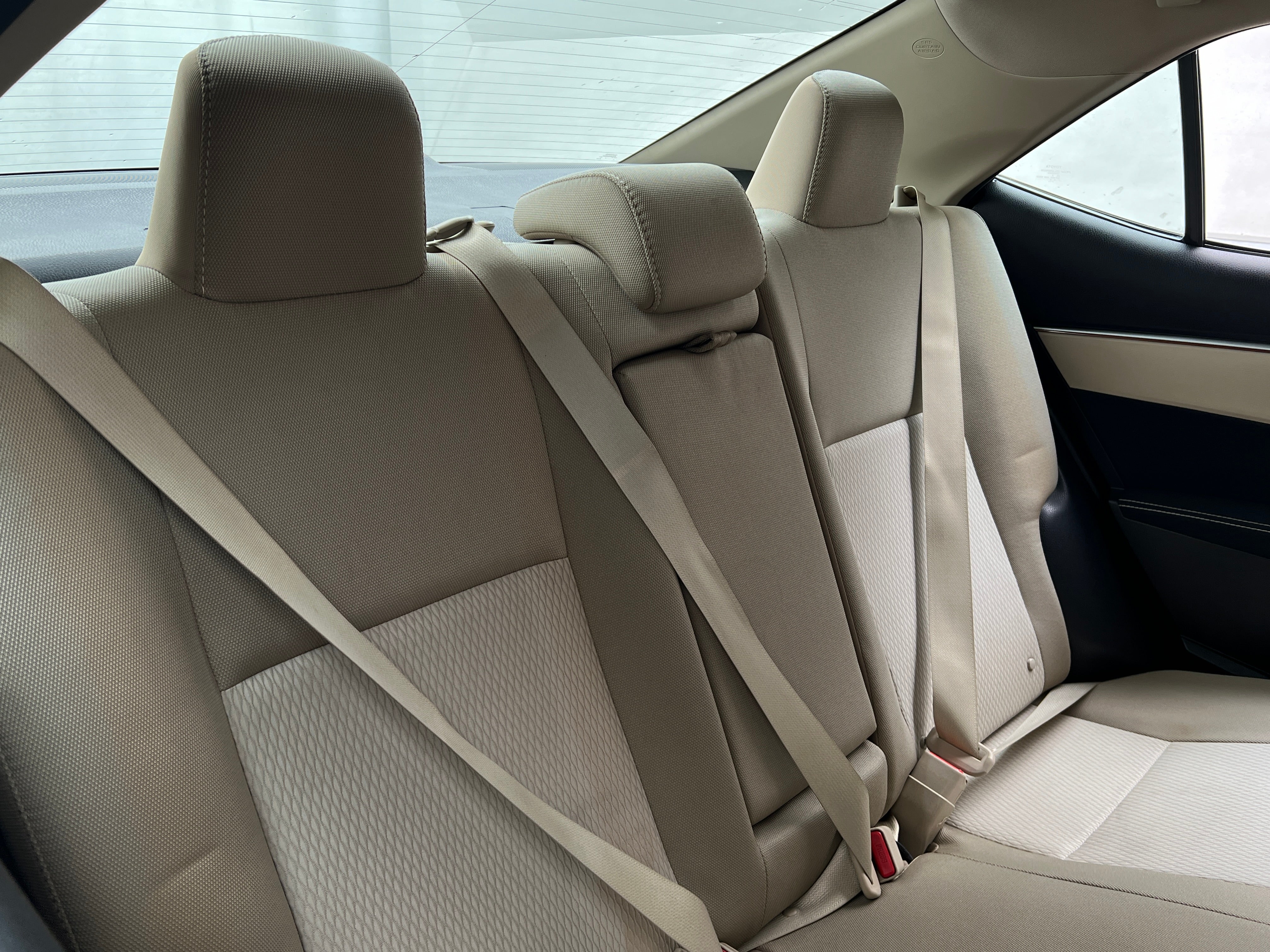2016 Toyota Corolla LE 6