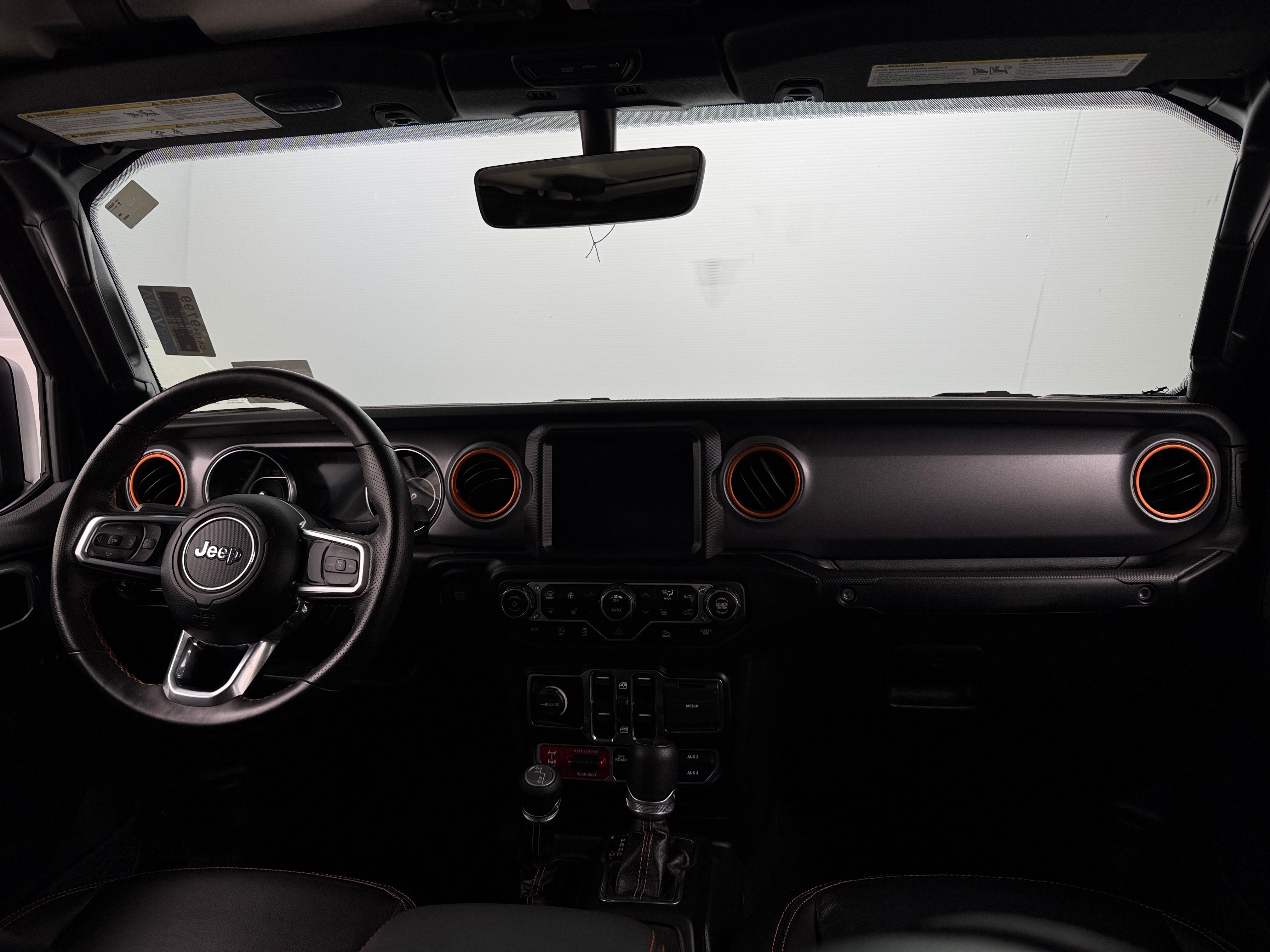 2023 Jeep Gladiator Mojave 2