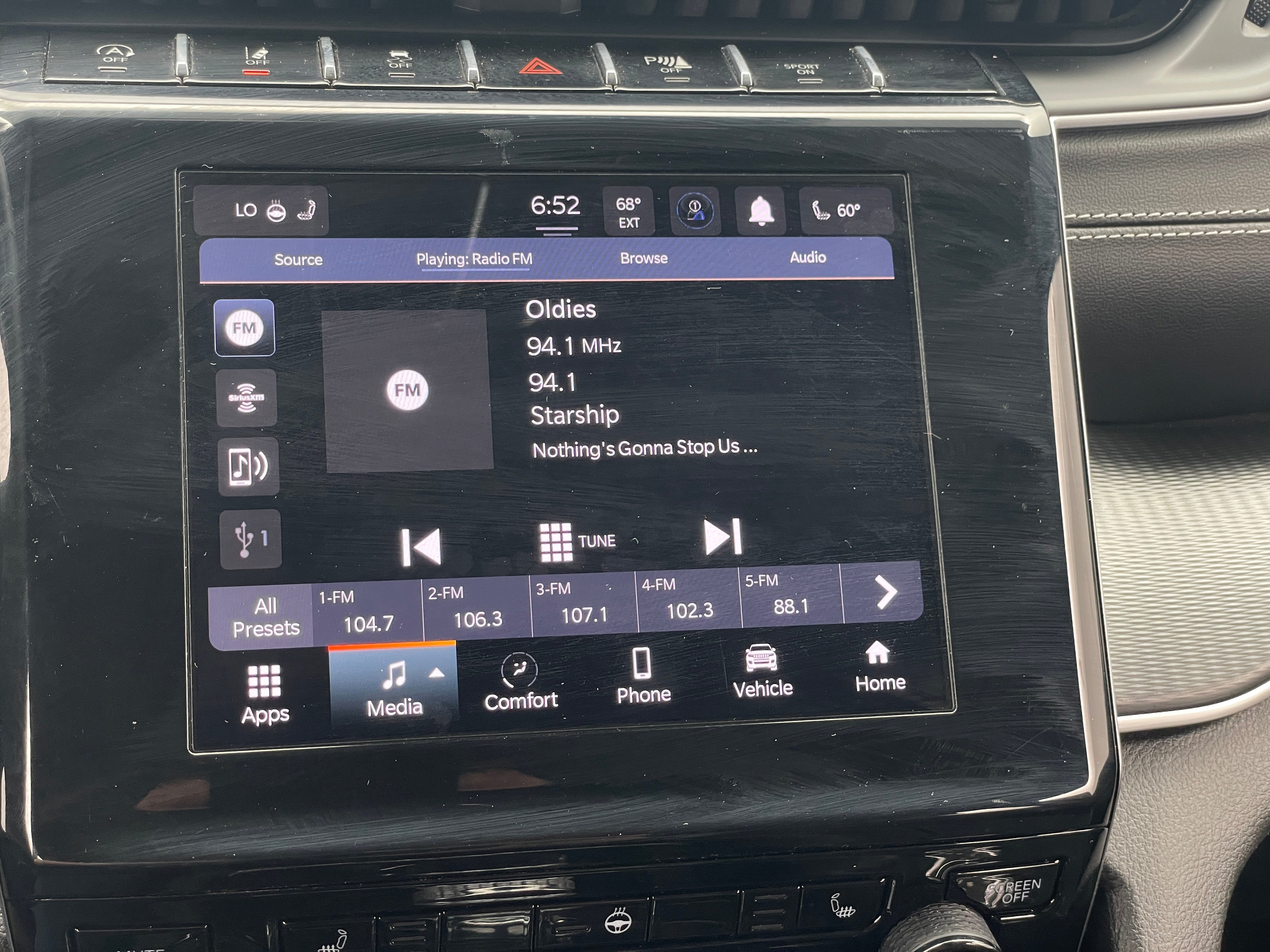 2023 Jeep Grand Cherokee L Altitude 3
