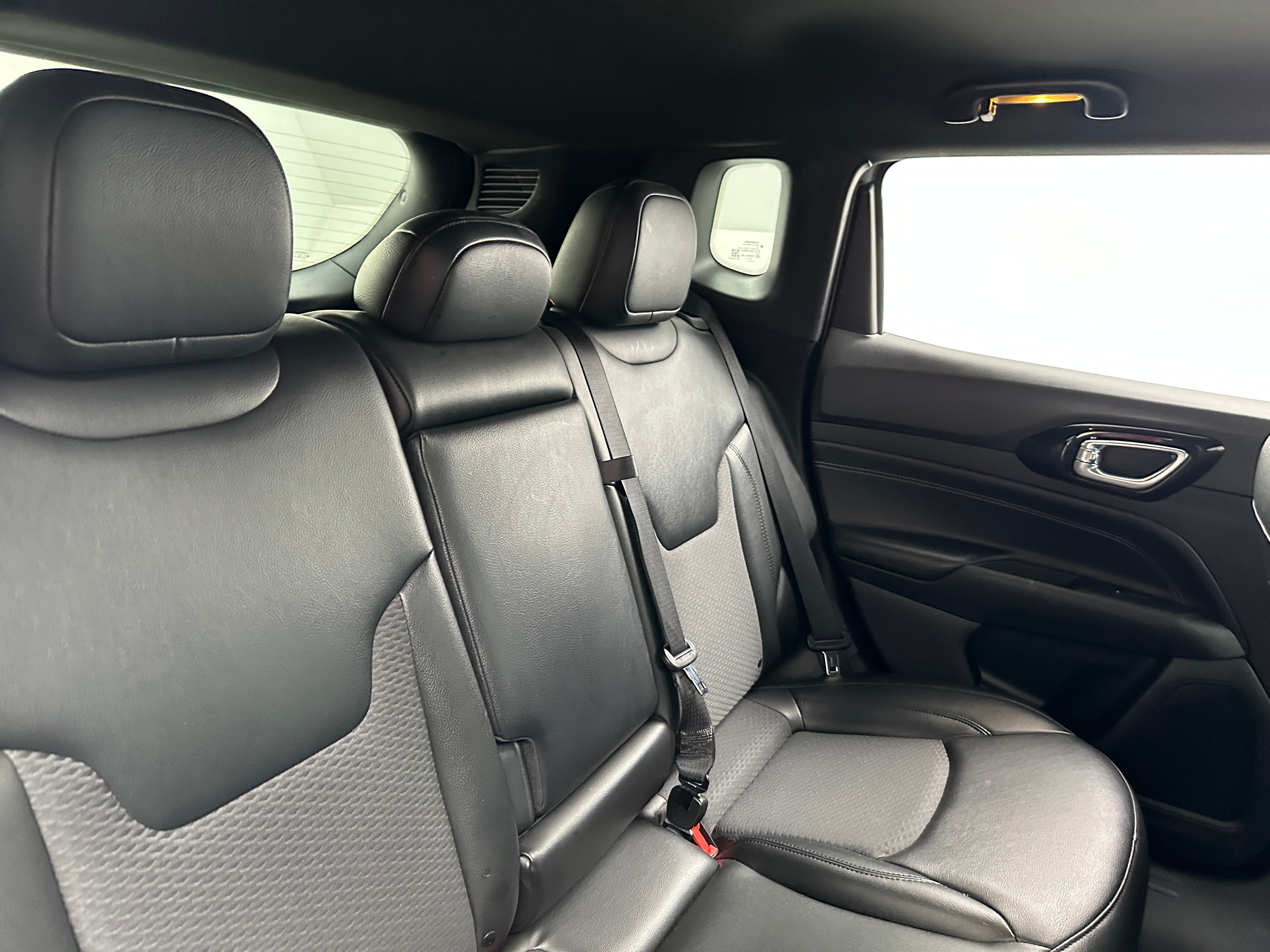 2022 Jeep Compass Altitude 6