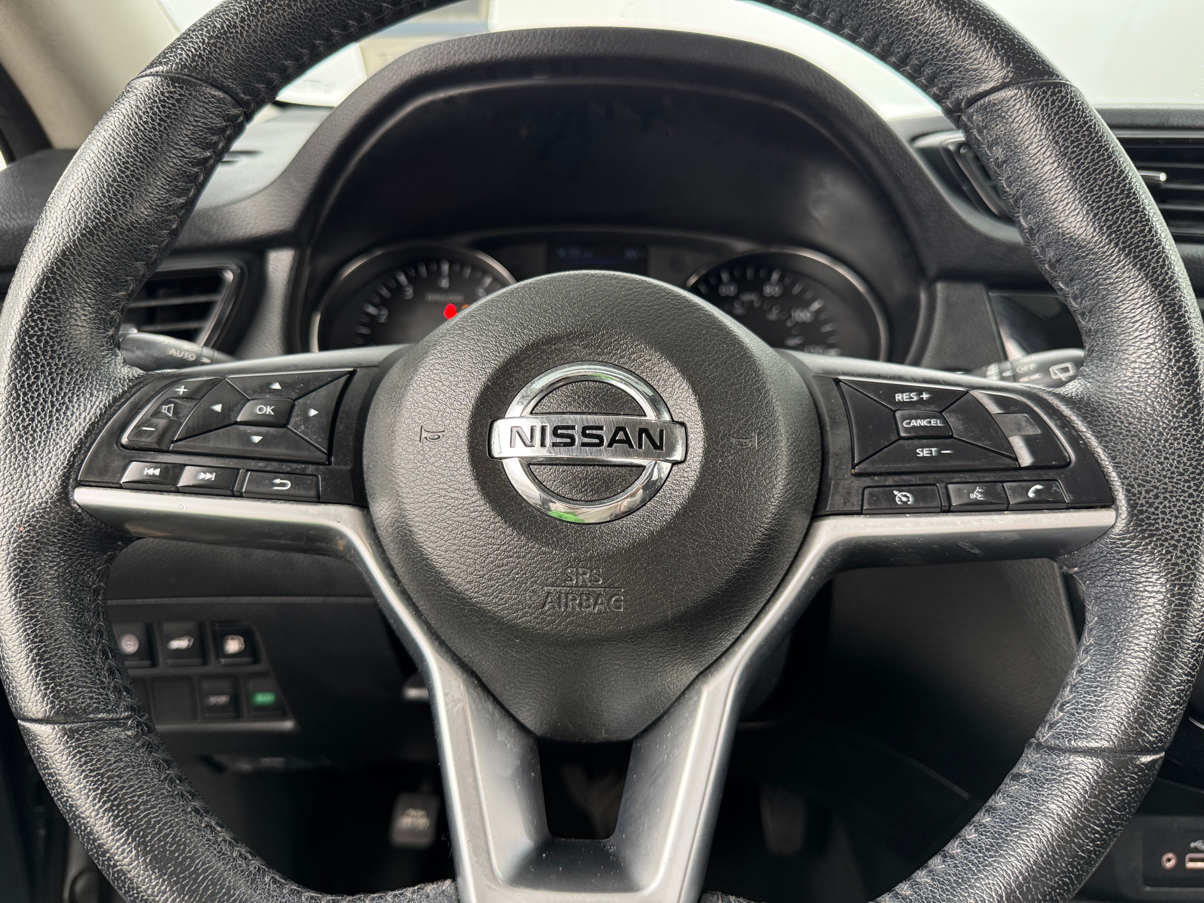 2019 Nissan Rogue SV 5