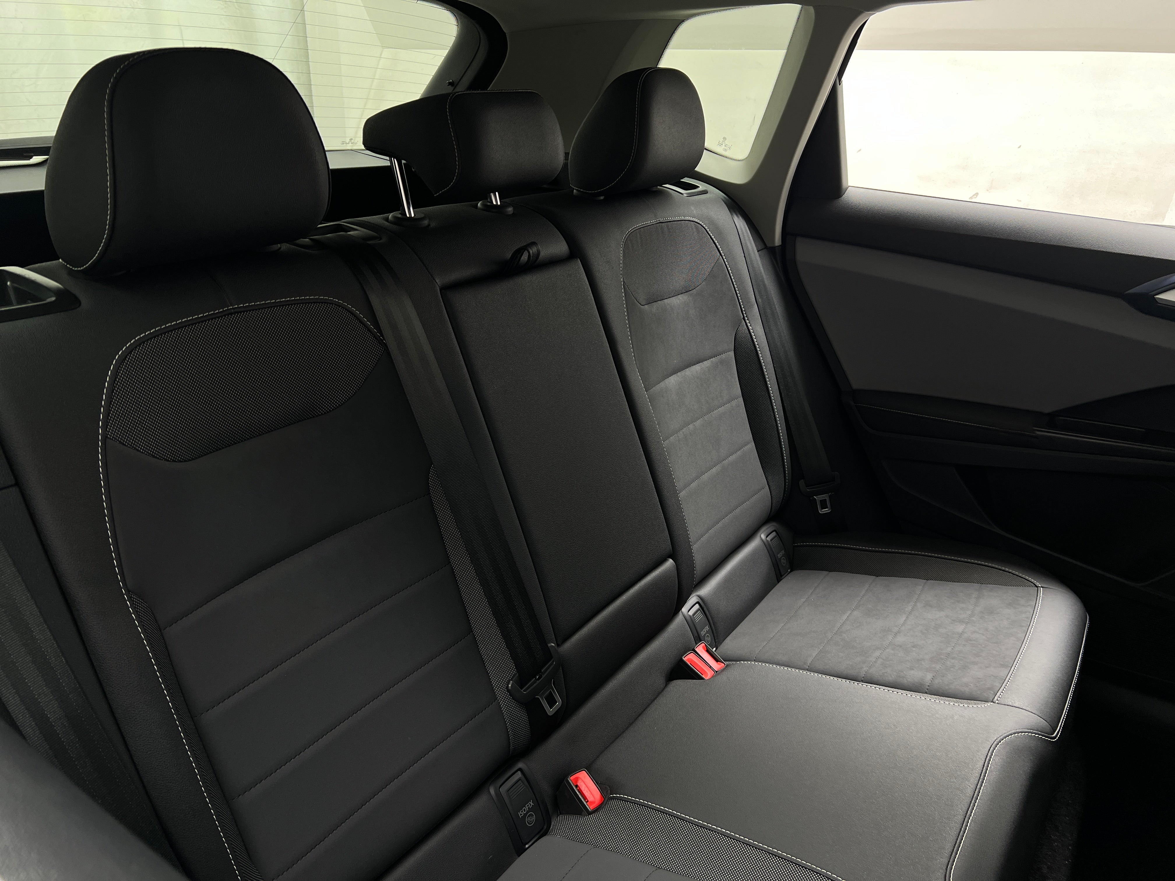 2024 Volkswagen Taos SE 5