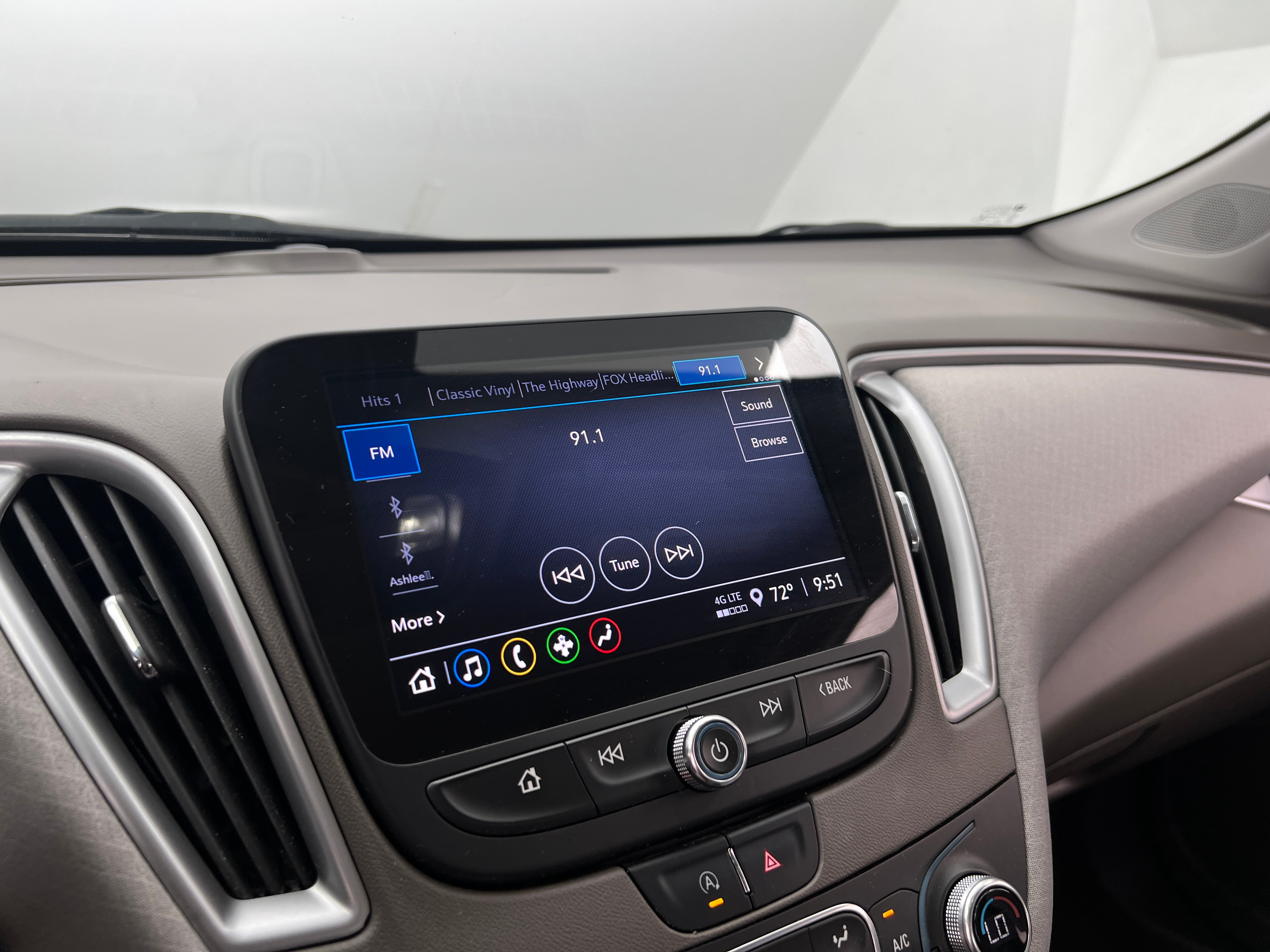 2022 Chevrolet Malibu LT 4