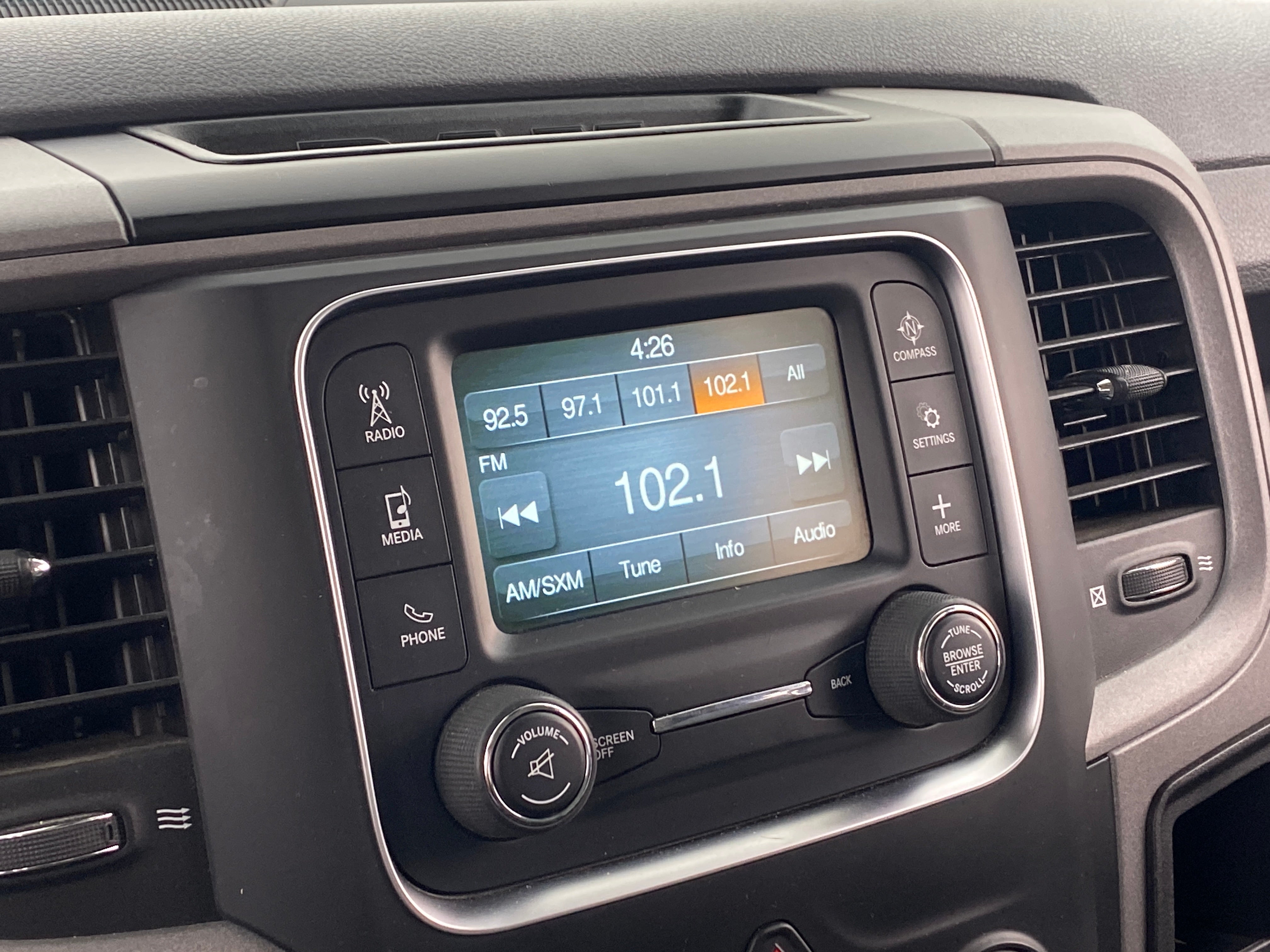 2020 RAM 1500 Classic Tradesman 4