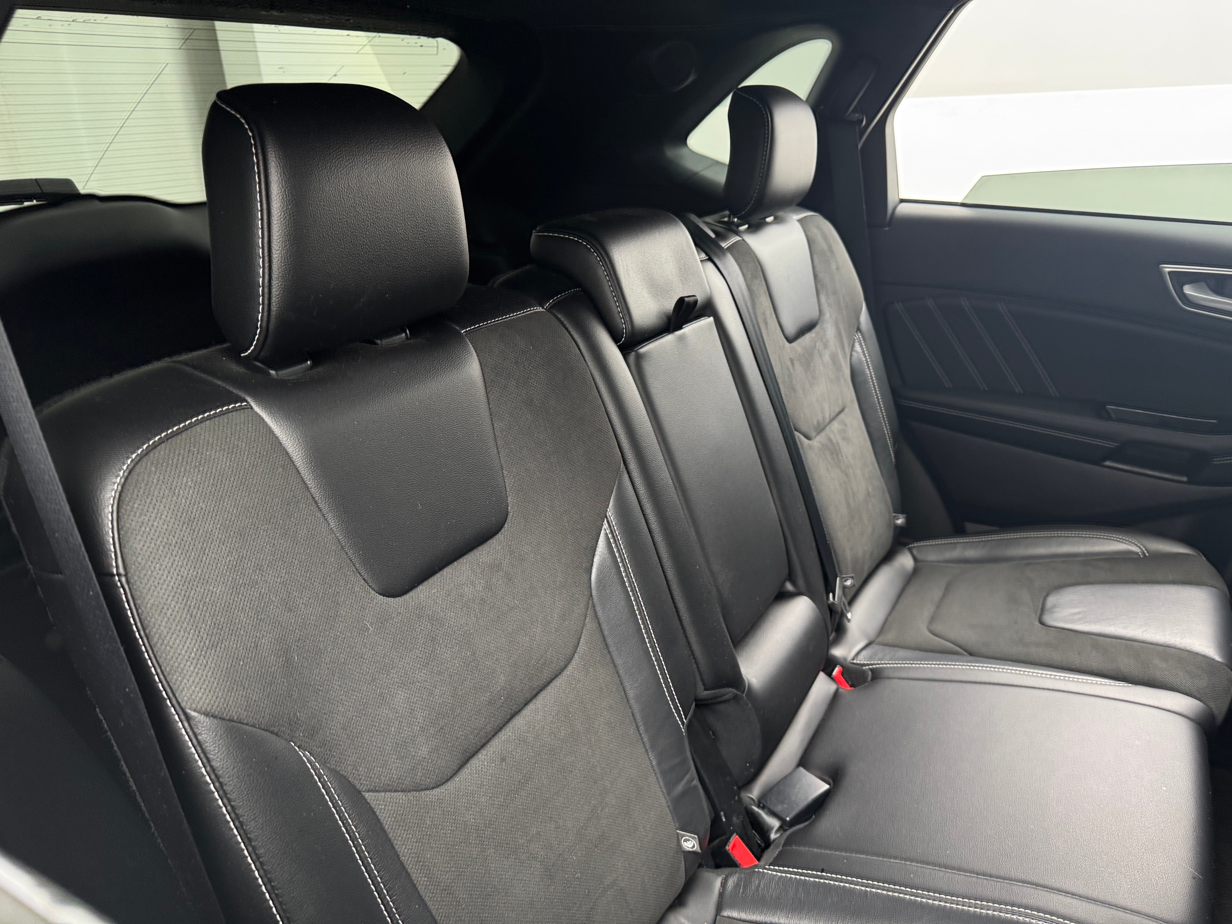 2020 Ford Edge ST 5