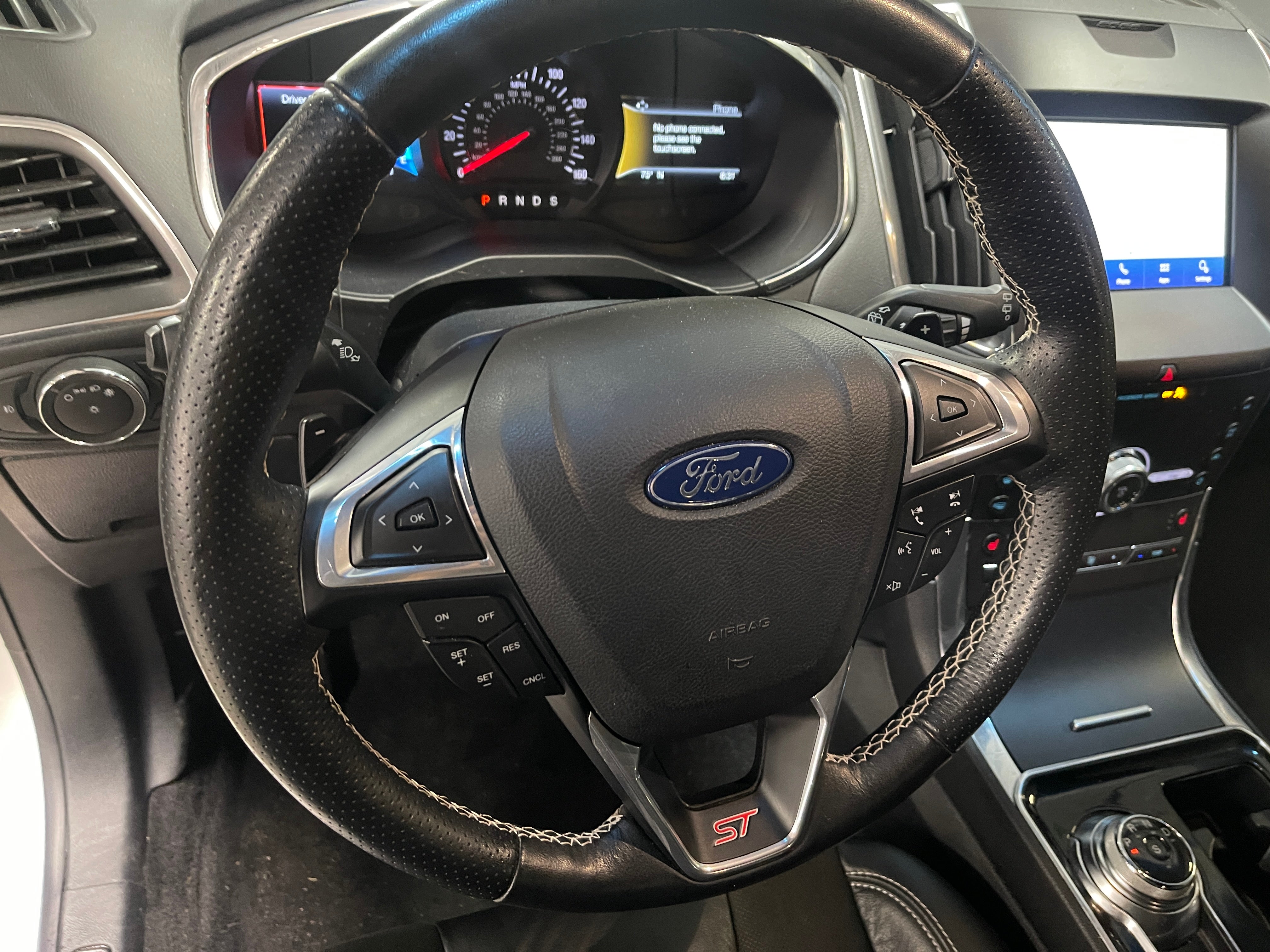 2020 Ford Edge ST 4