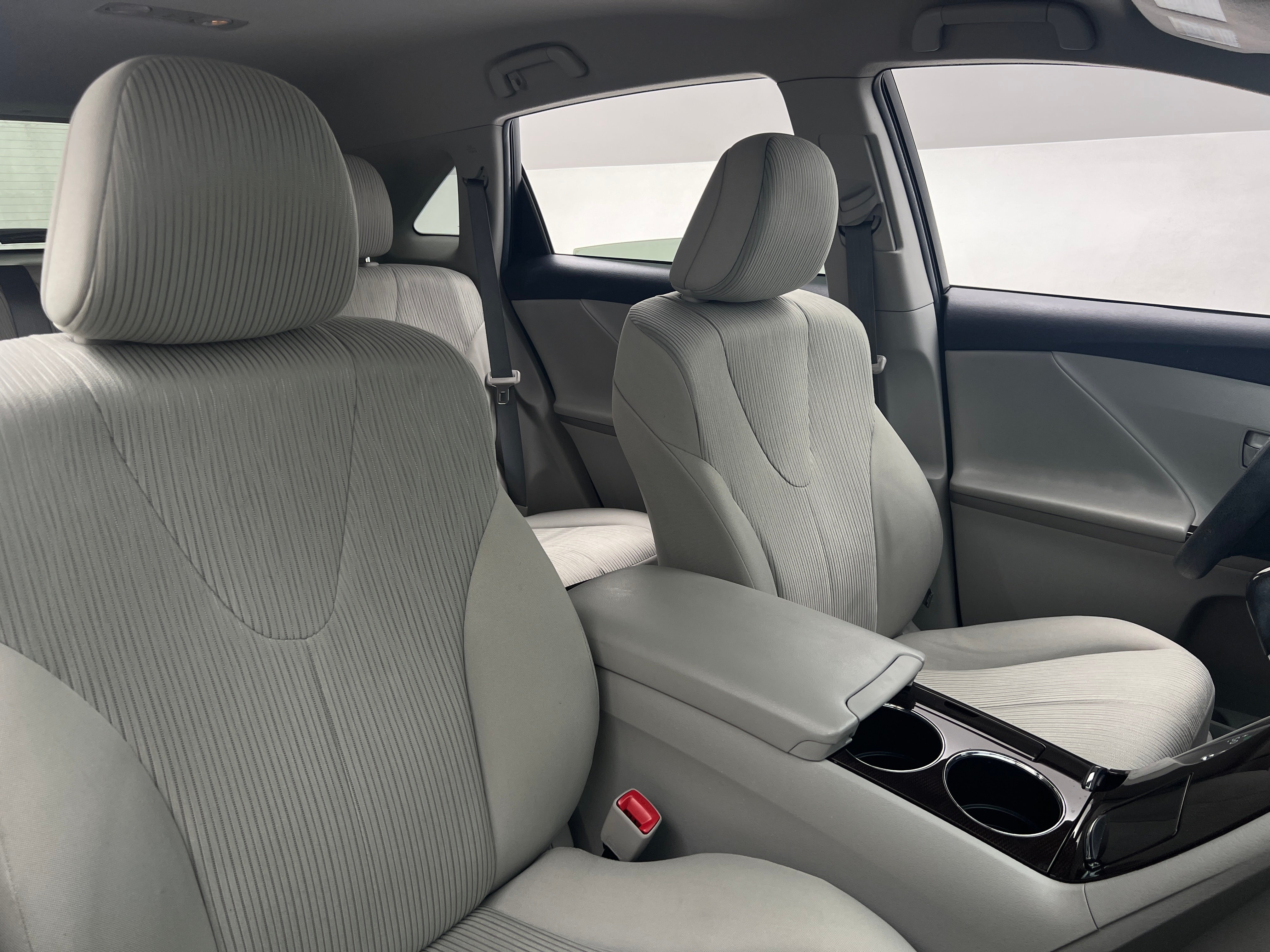 2011 Toyota Venza Base 2