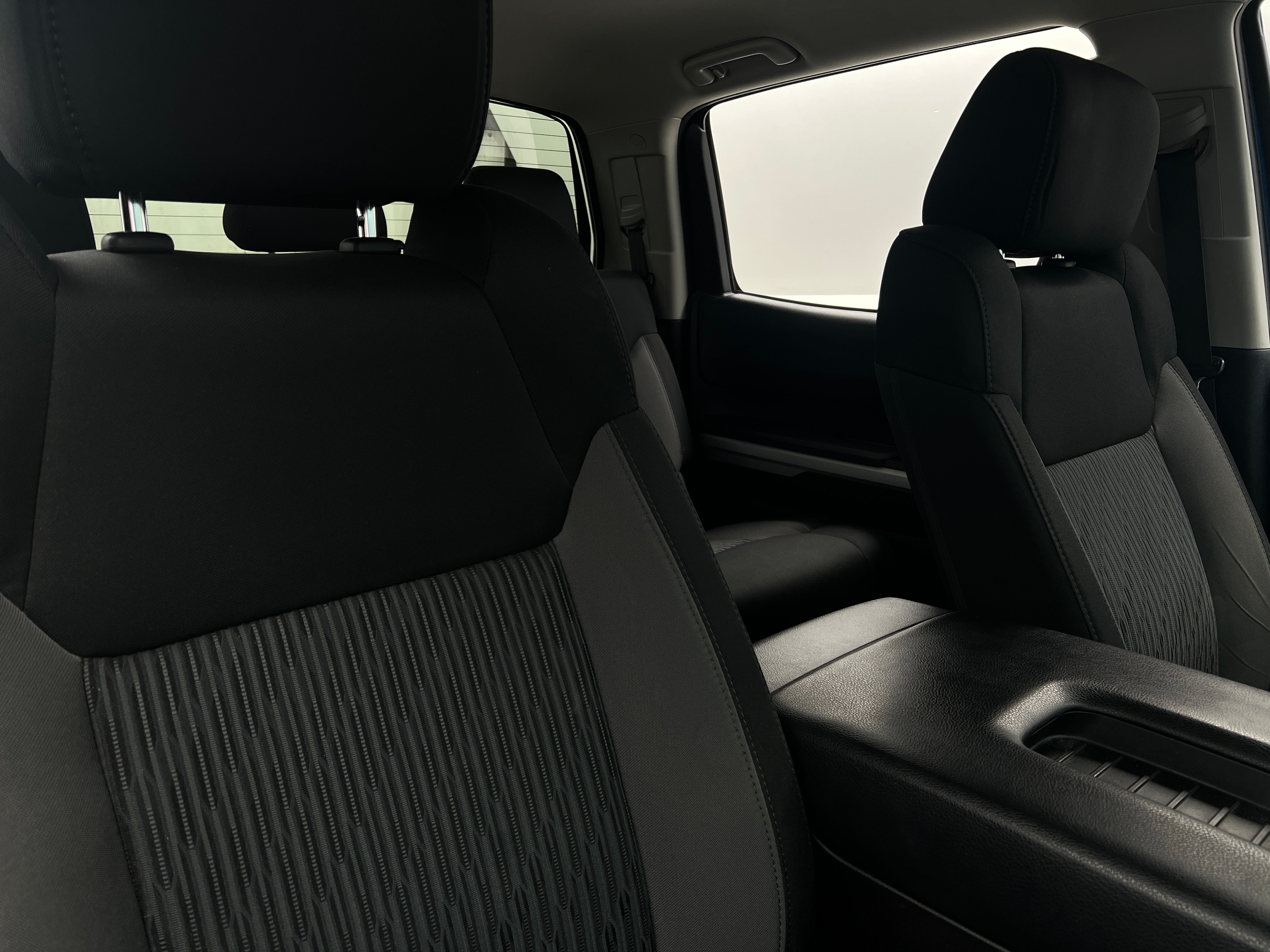 2016 Toyota Tundra SR5 2