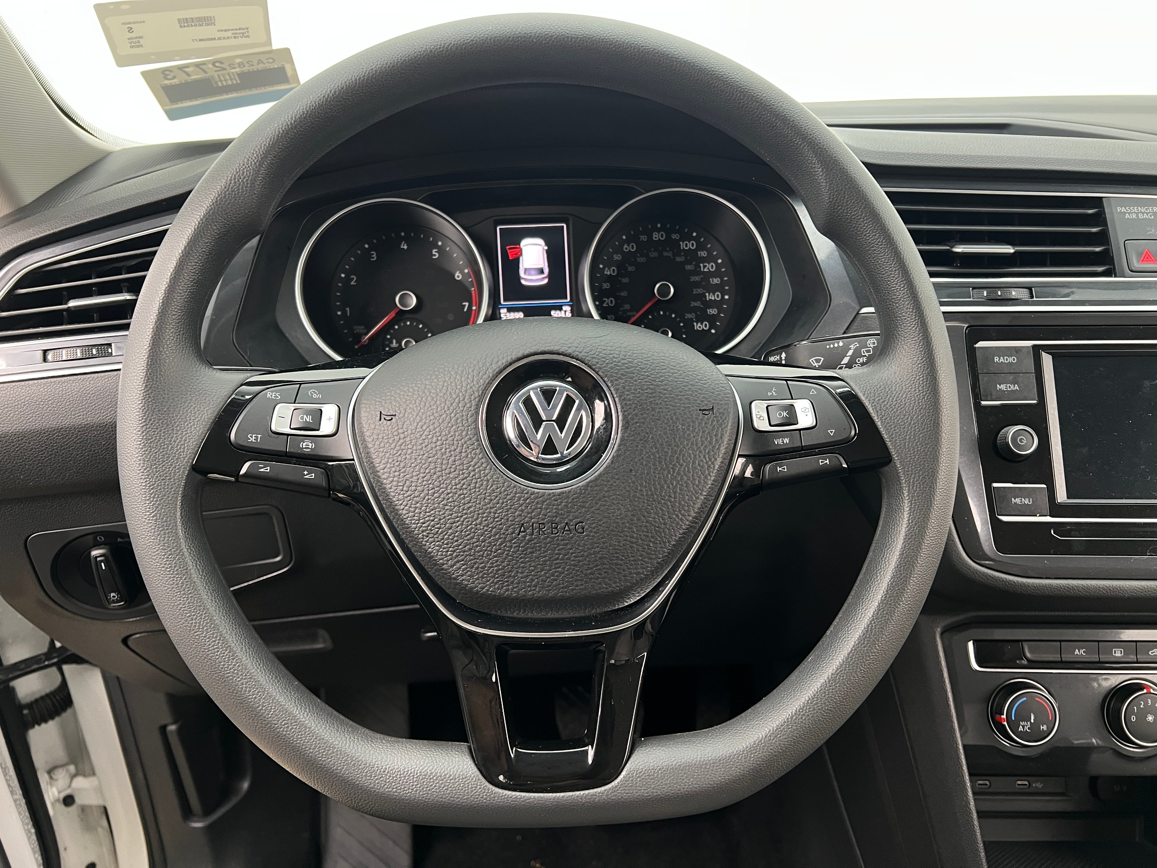 2020 Volkswagen Tiguan S 5