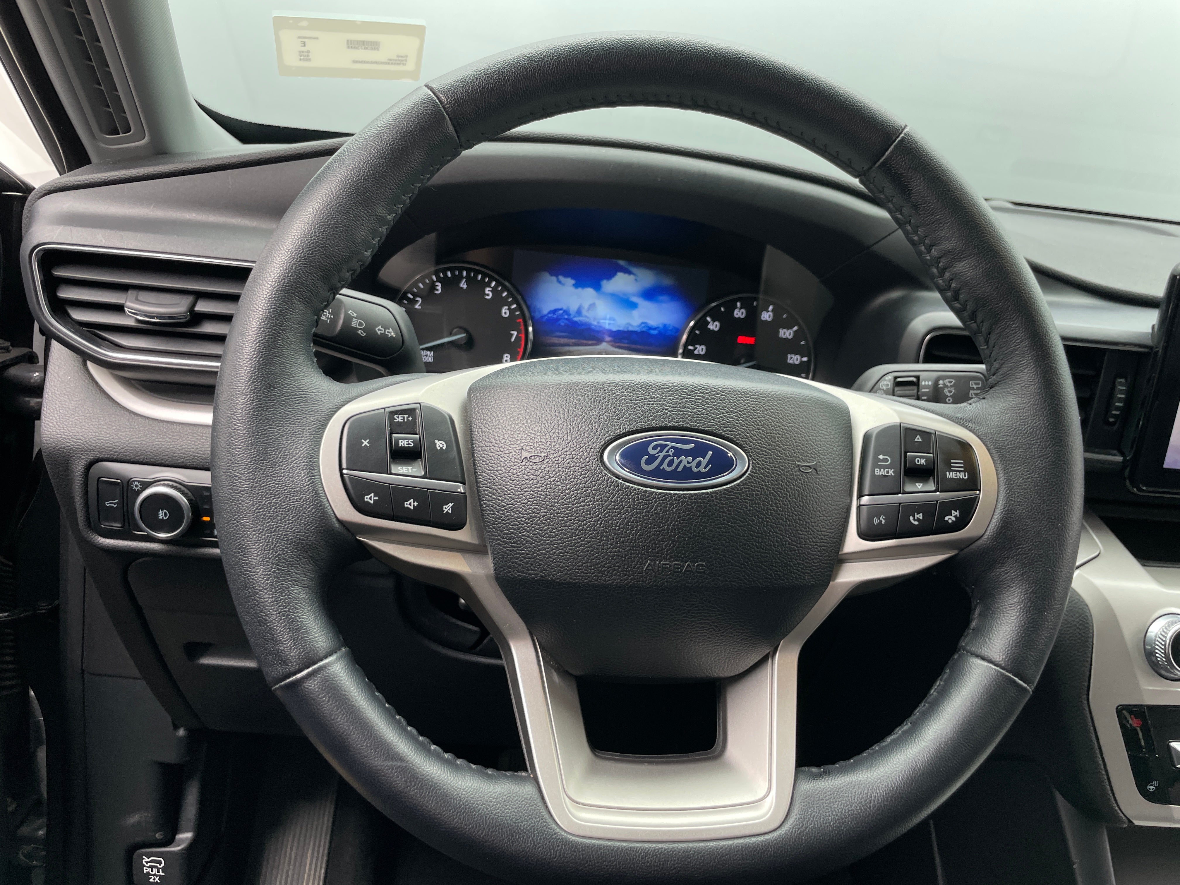 2024 Ford Explorer XLT 5