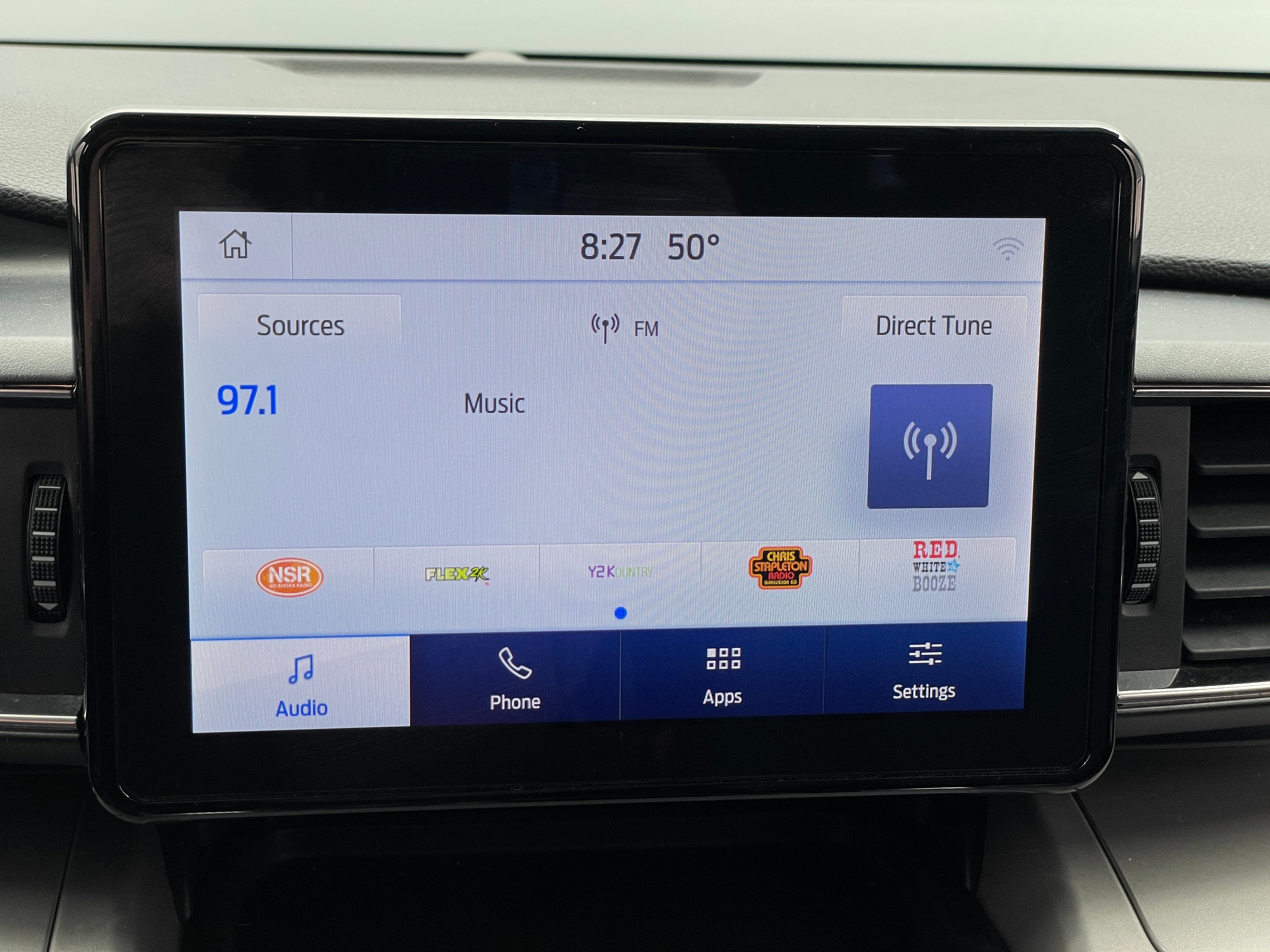 2024 Ford Explorer XLT 4