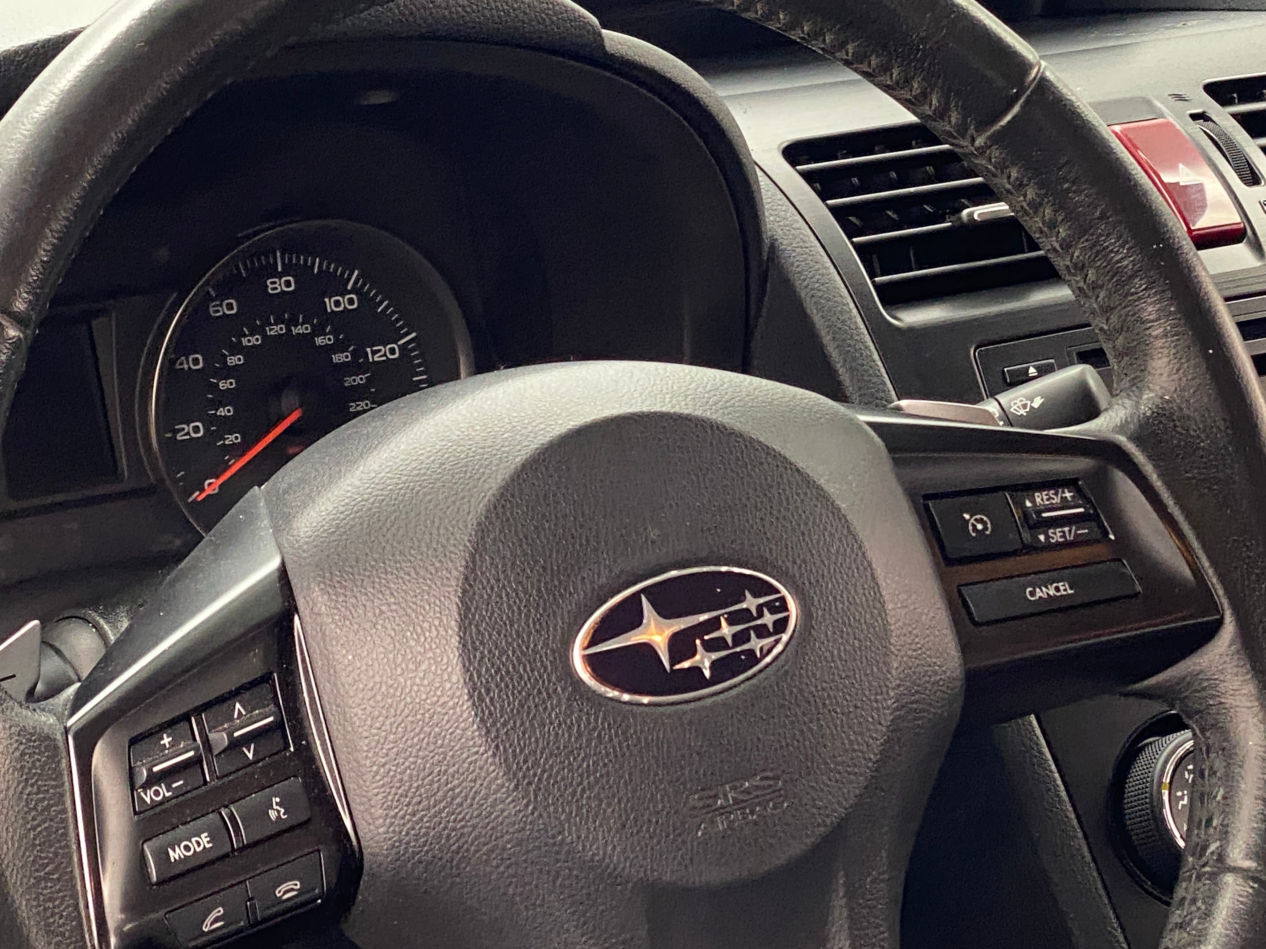 2013 Subaru XV Crosstrek Limited 4