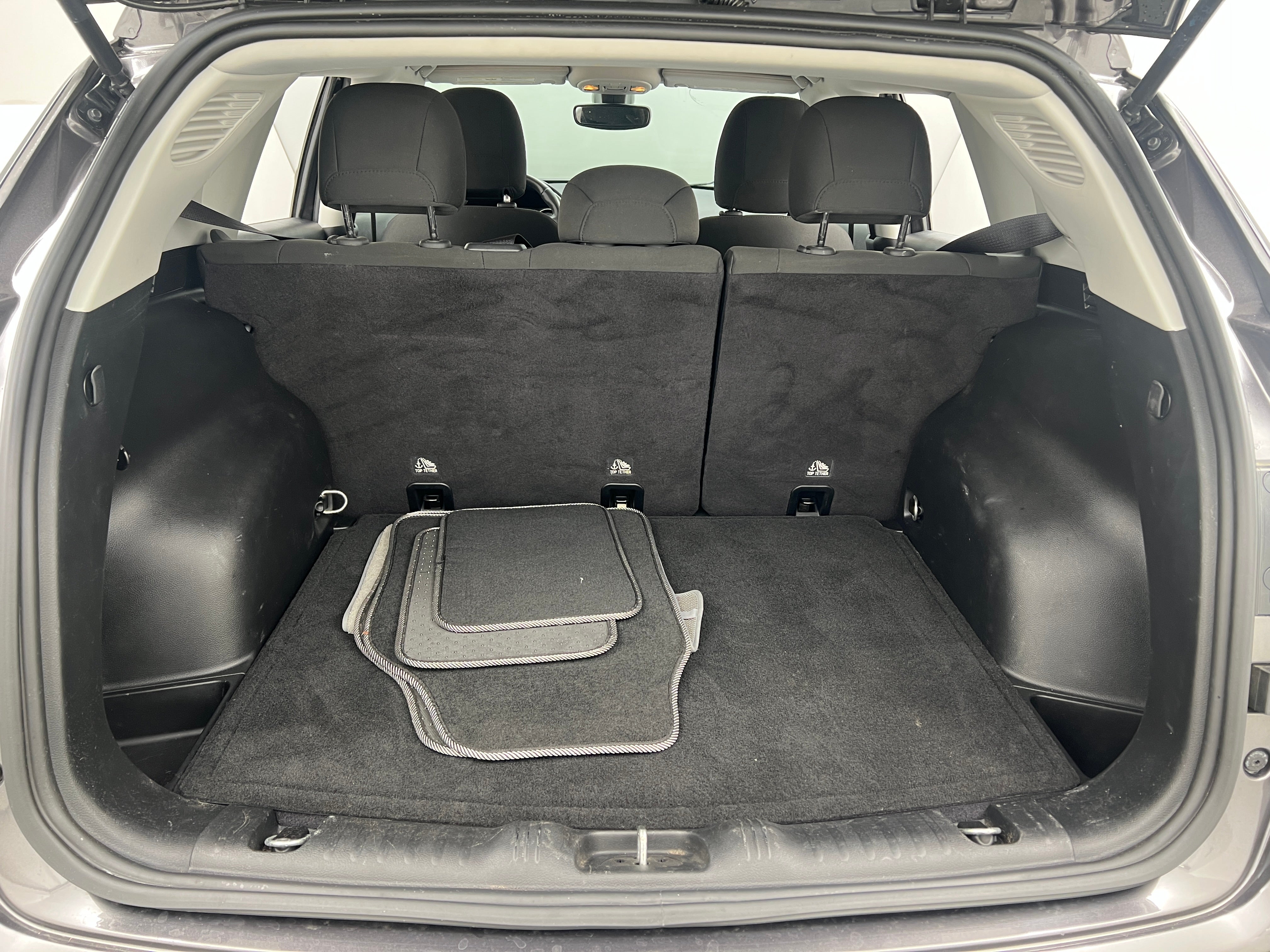 2018 Jeep Compass Sport 7