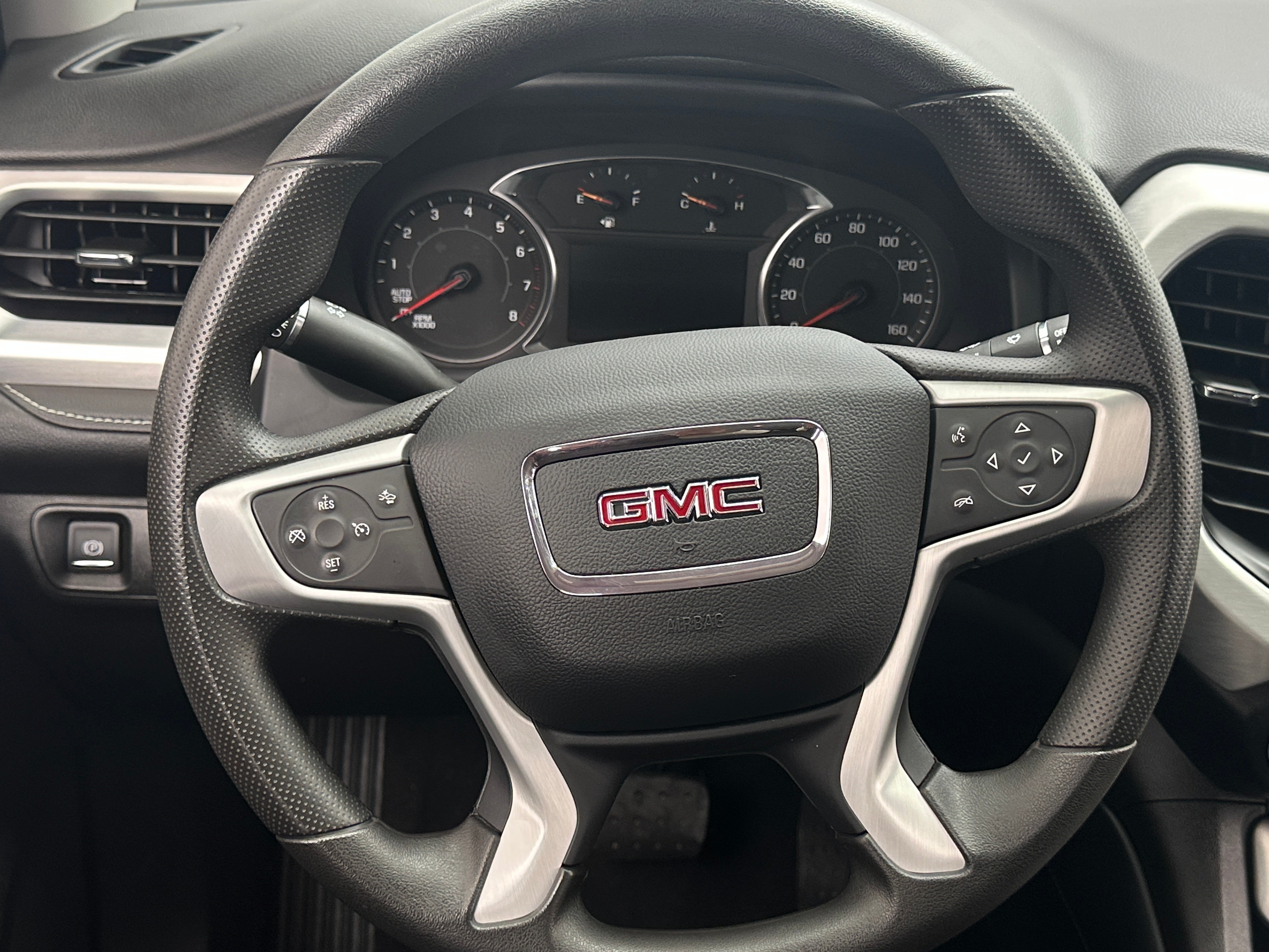 2023 GMC Acadia SLE 5