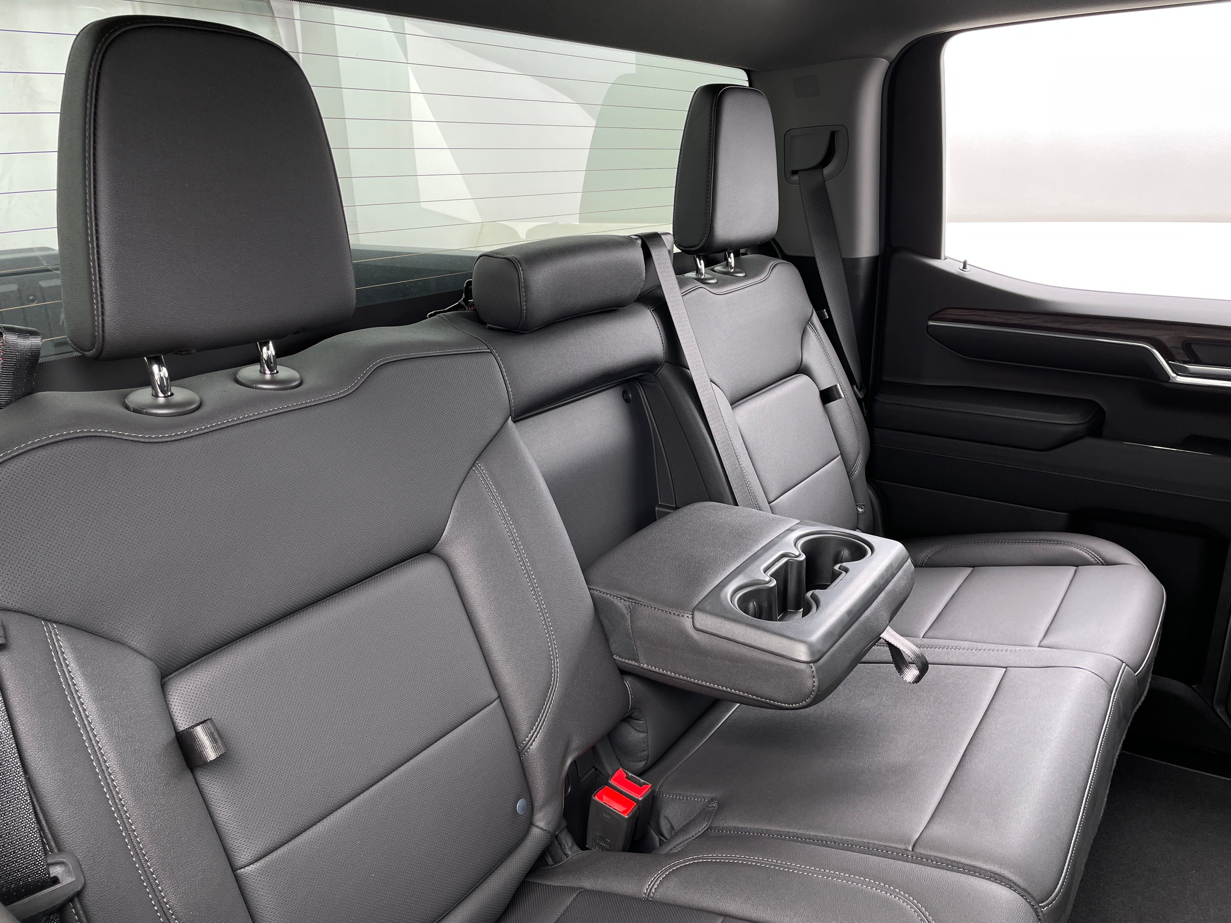 2024 GMC Sierra 1500 SLT 5