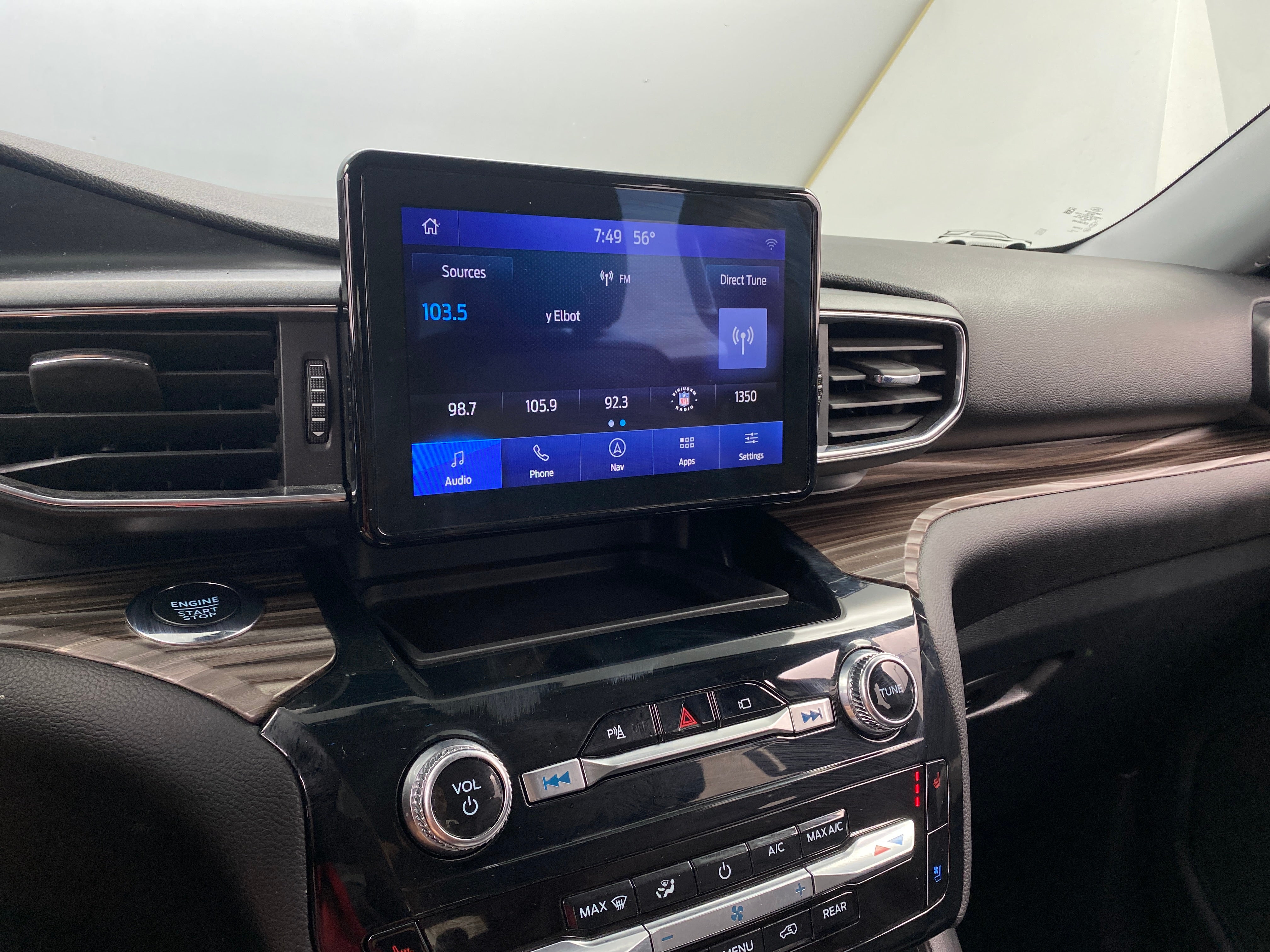 2023 Ford Explorer Limited 3