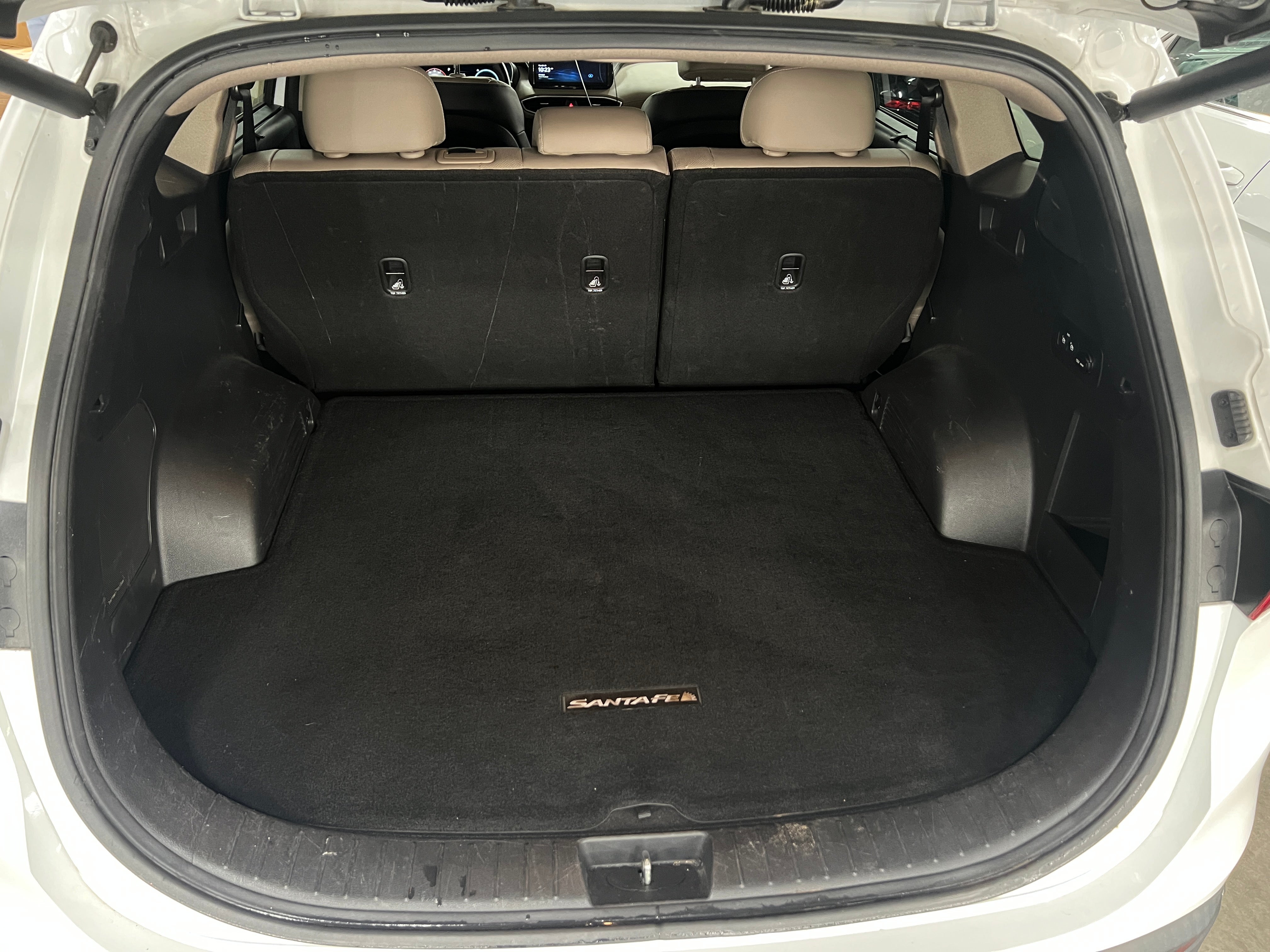 2021 Hyundai Santa Fe Limited 6