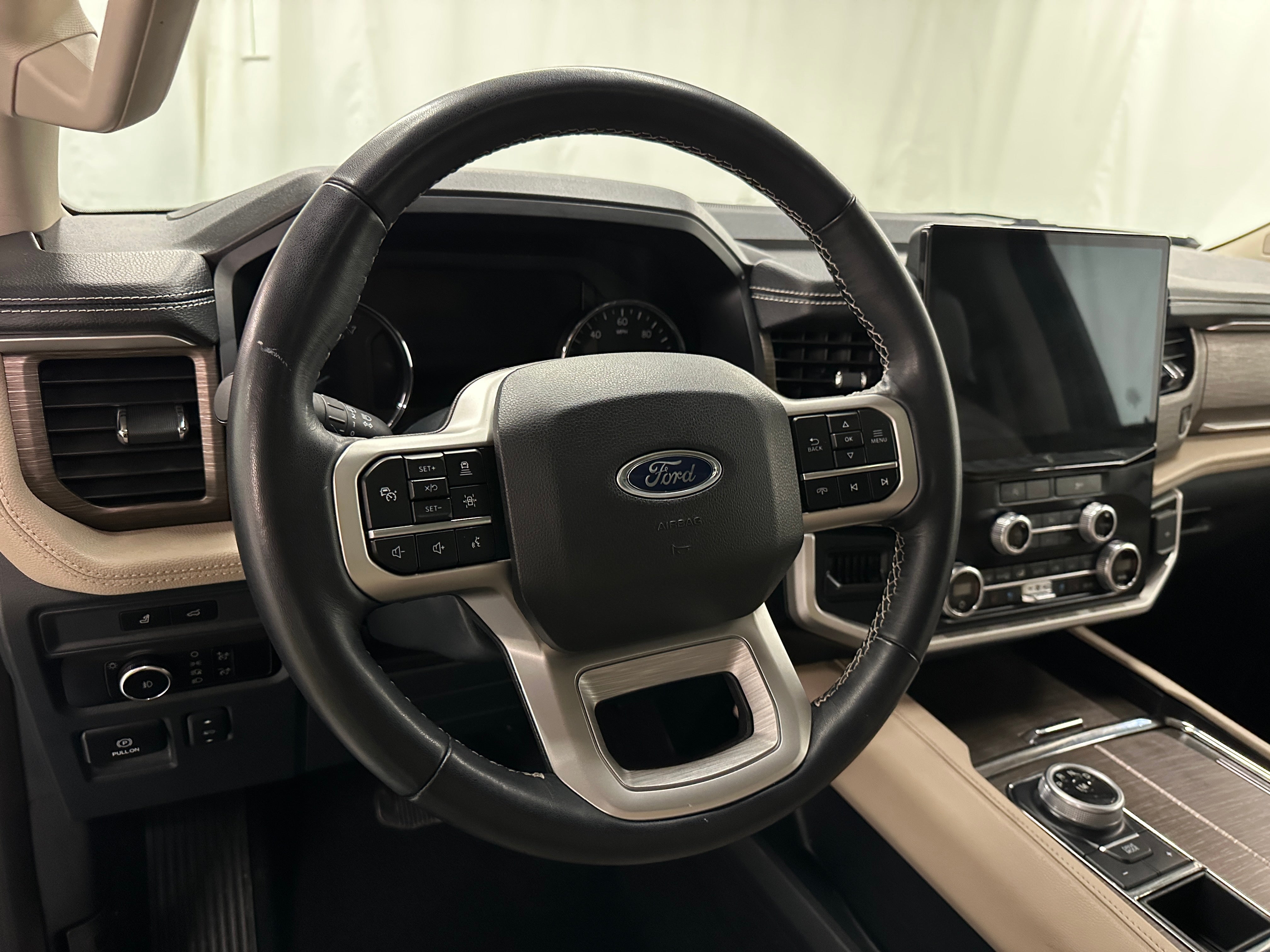 2024 Ford Expedition Limited 4