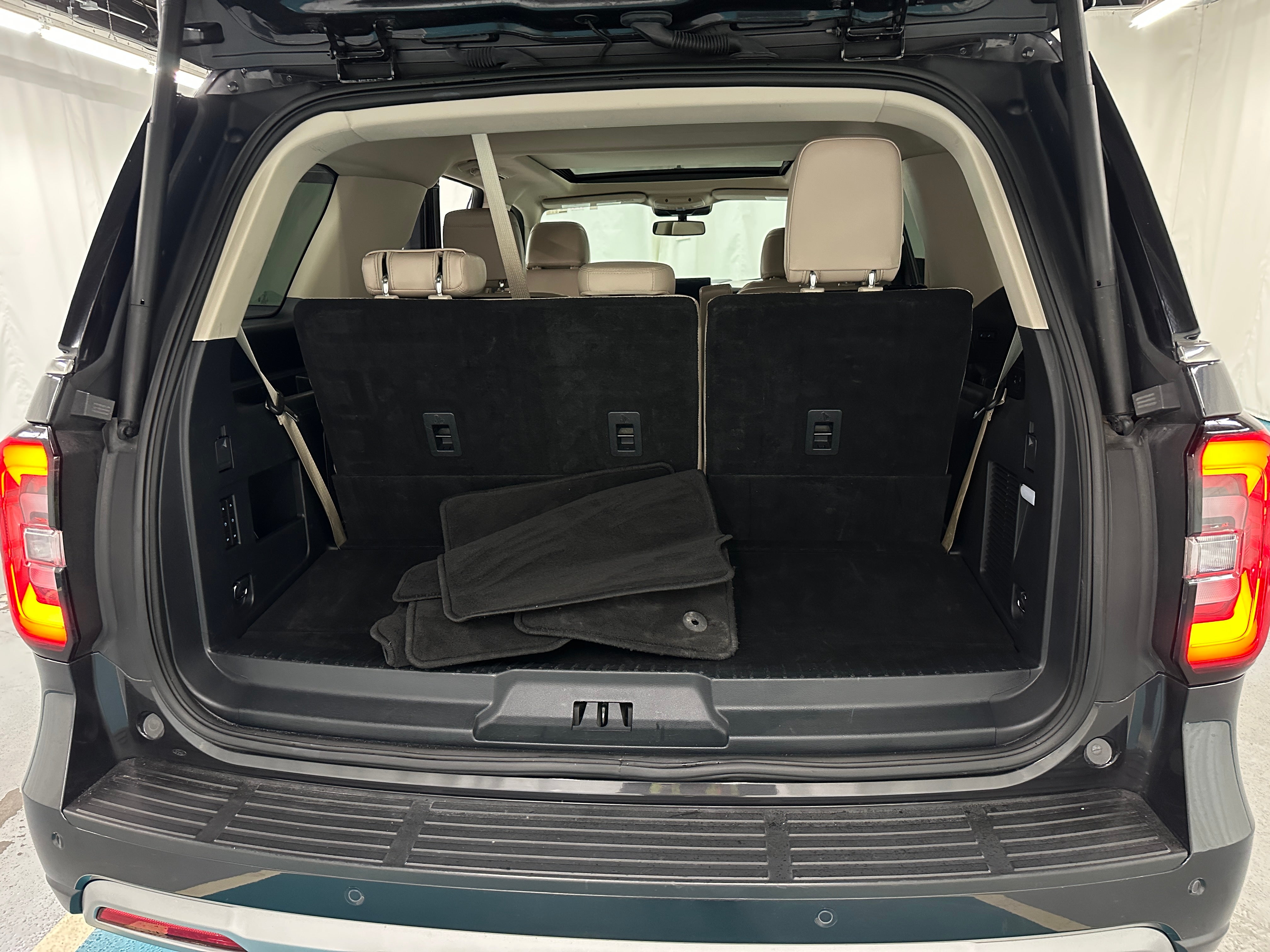 2024 Ford Expedition Limited 6