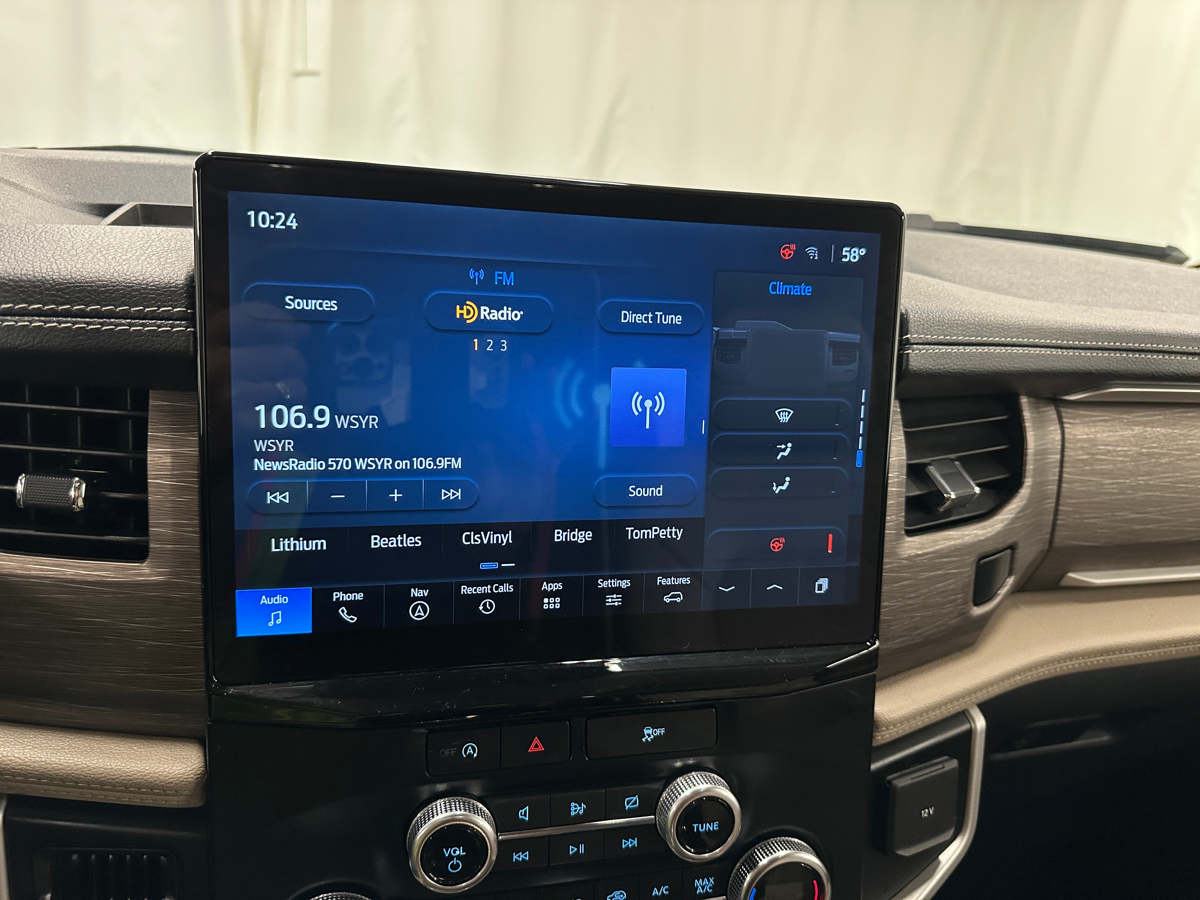 2024 Ford Expedition Limited 3