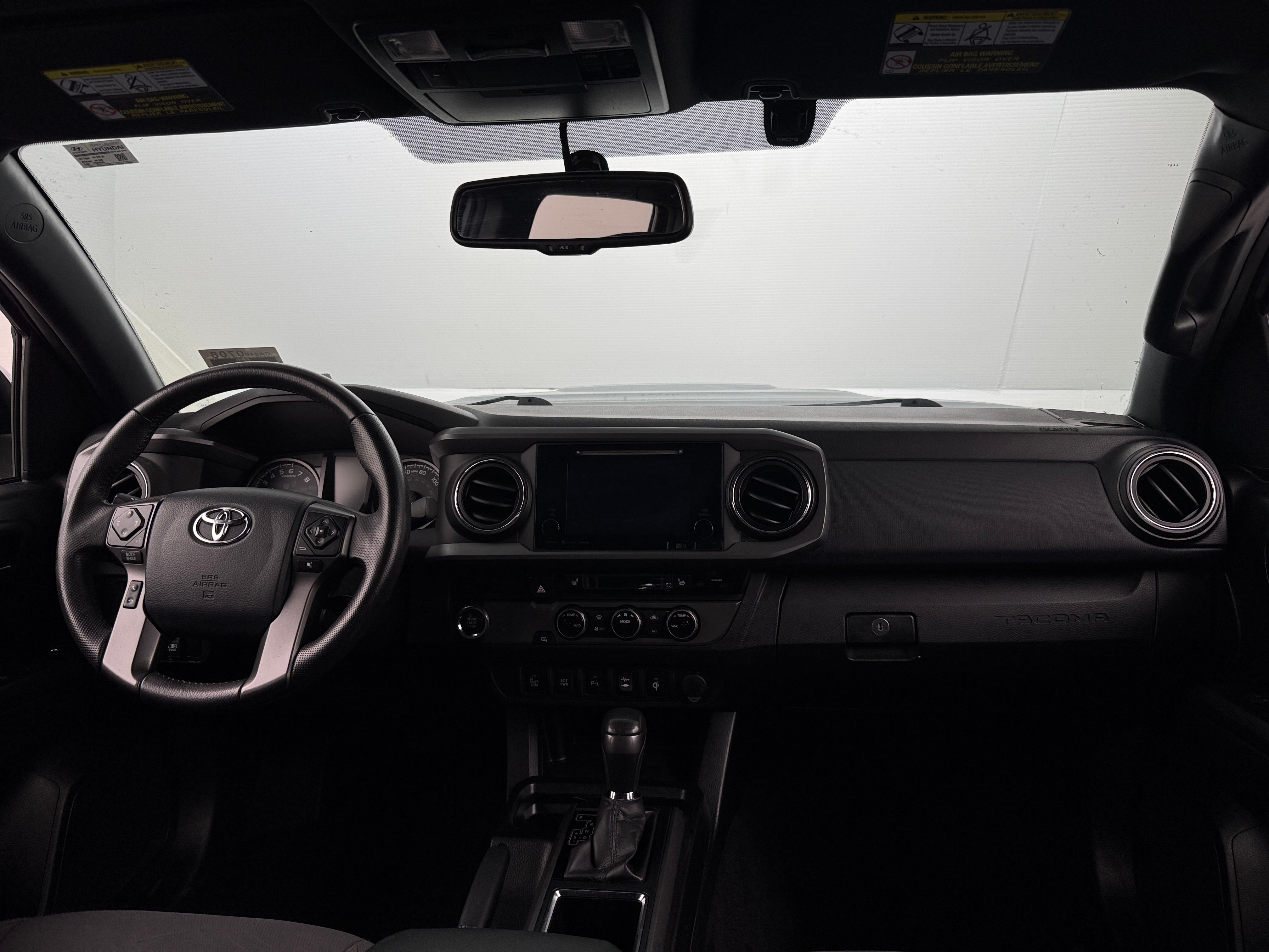 2017 Toyota Tacoma TRD Sport 3