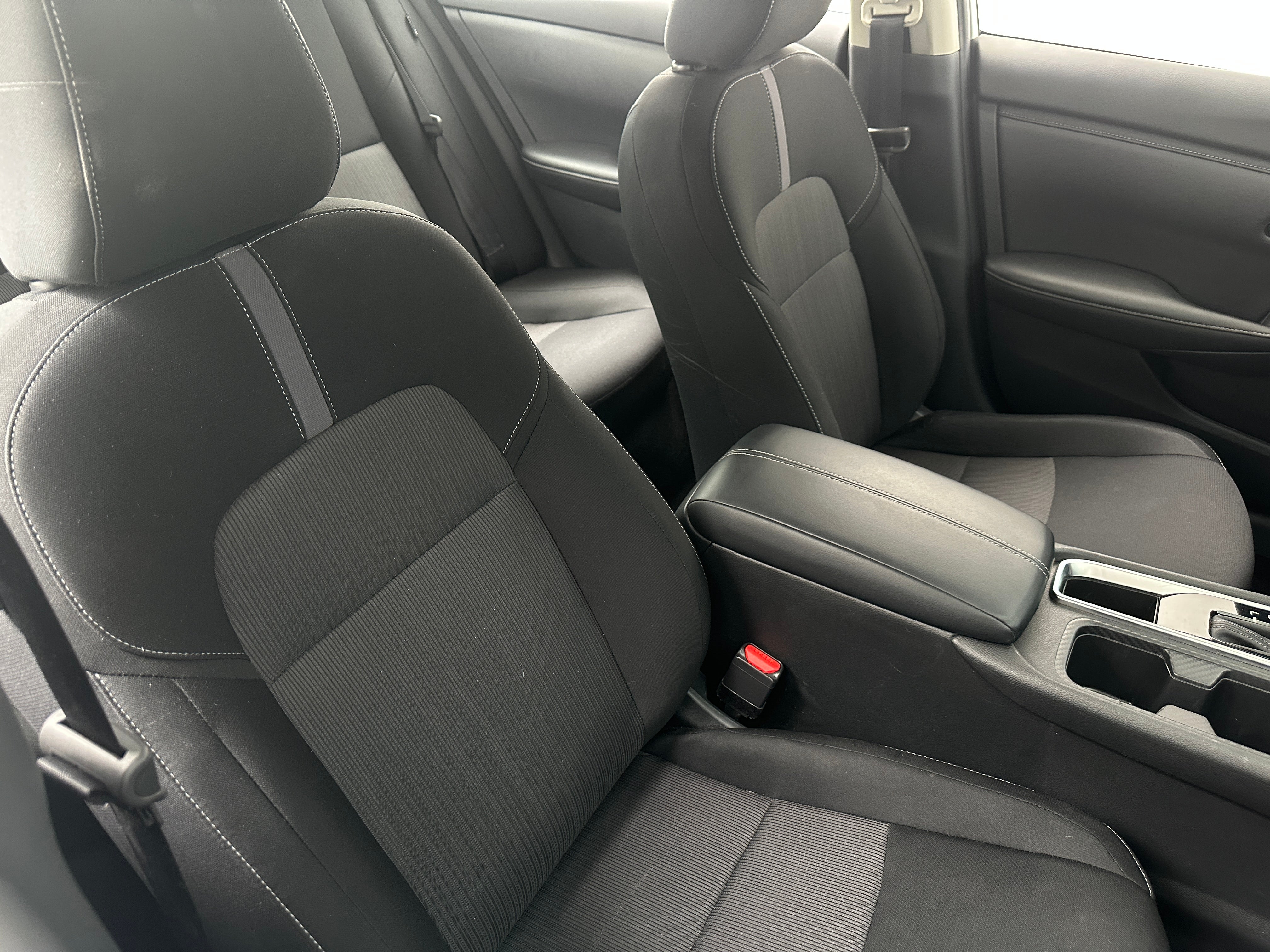 2024 Nissan Sentra SV 2