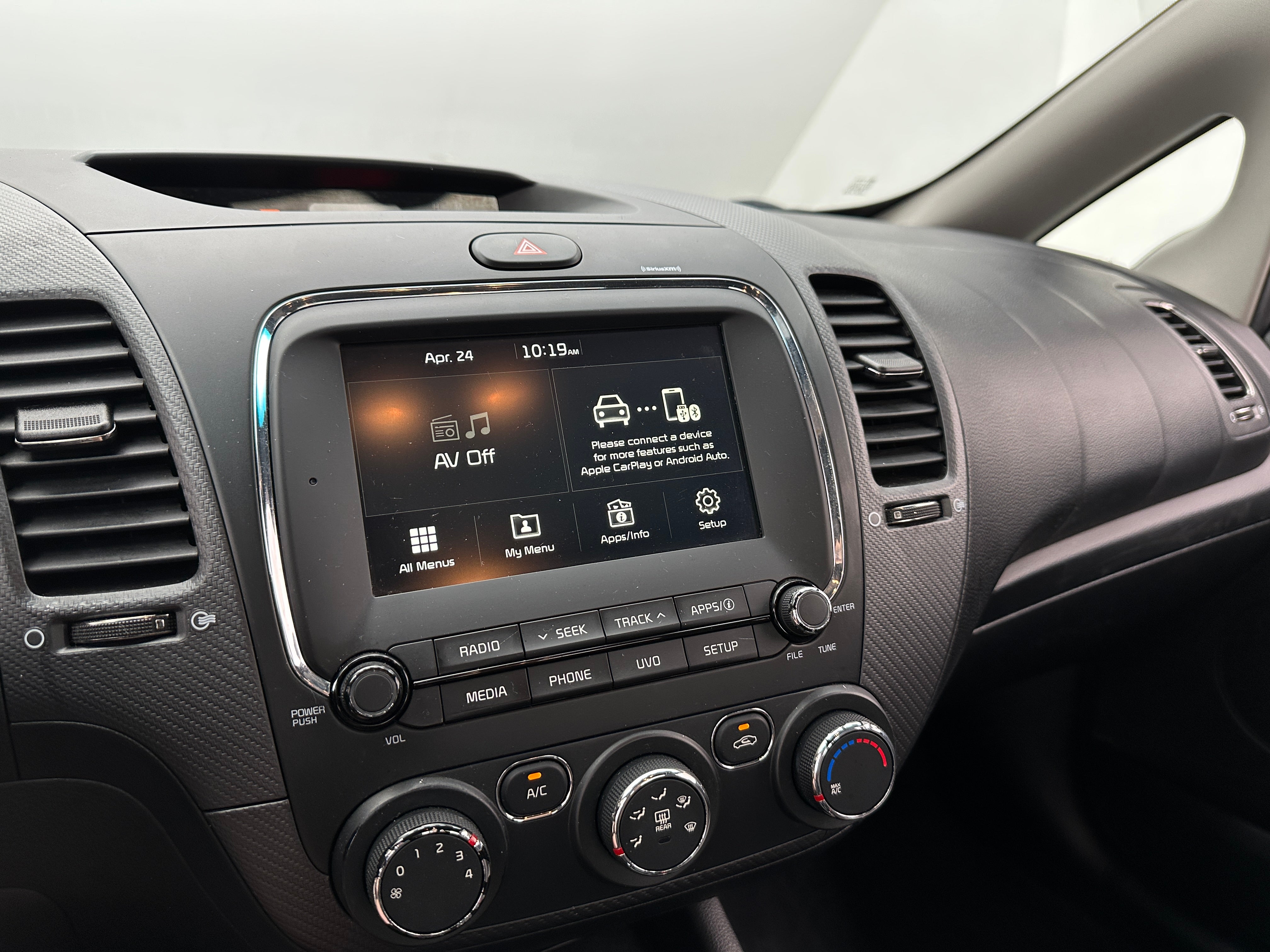 2017 Kia Forte S 4