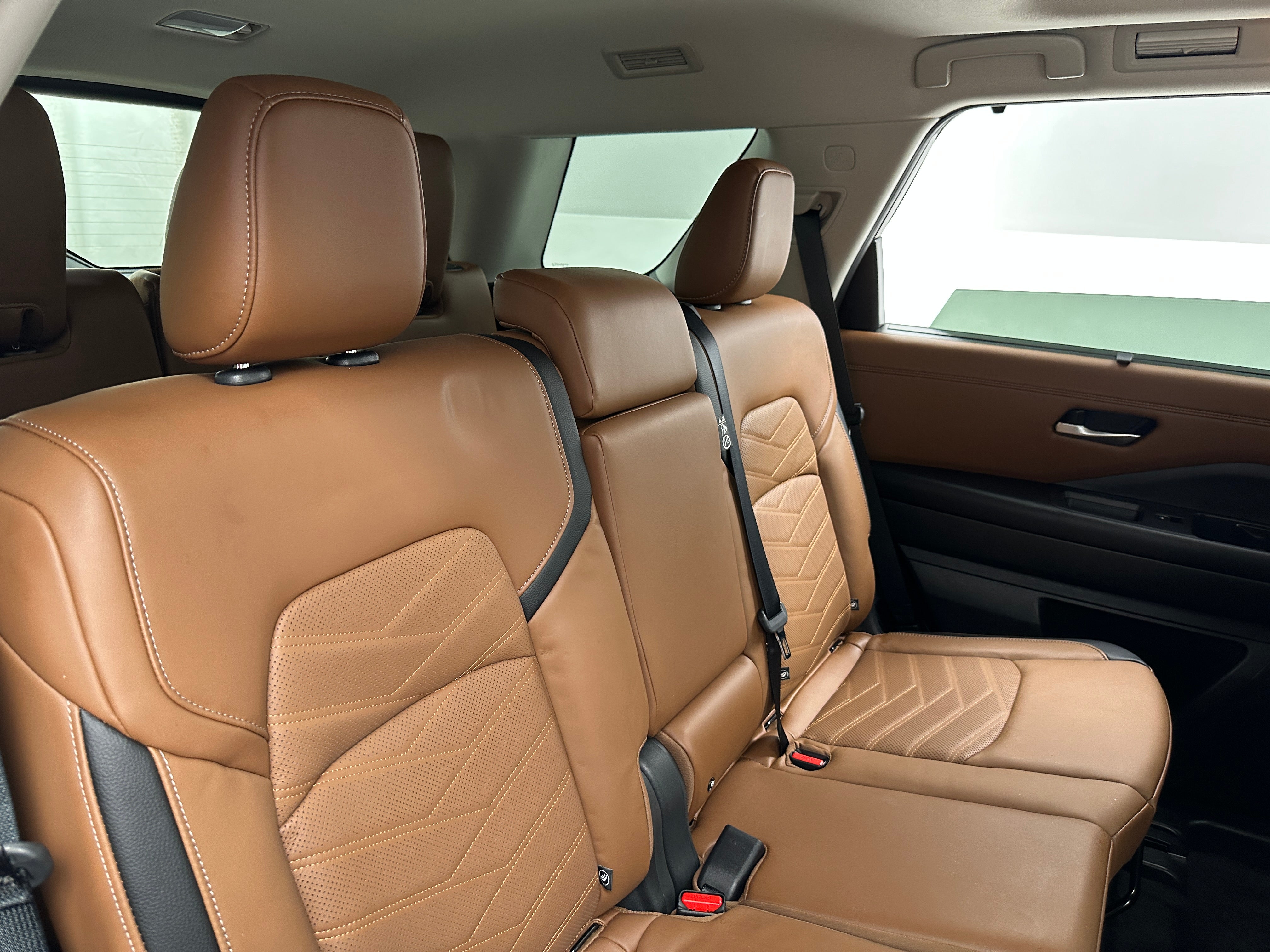 2024 Nissan Pathfinder Platinum 5