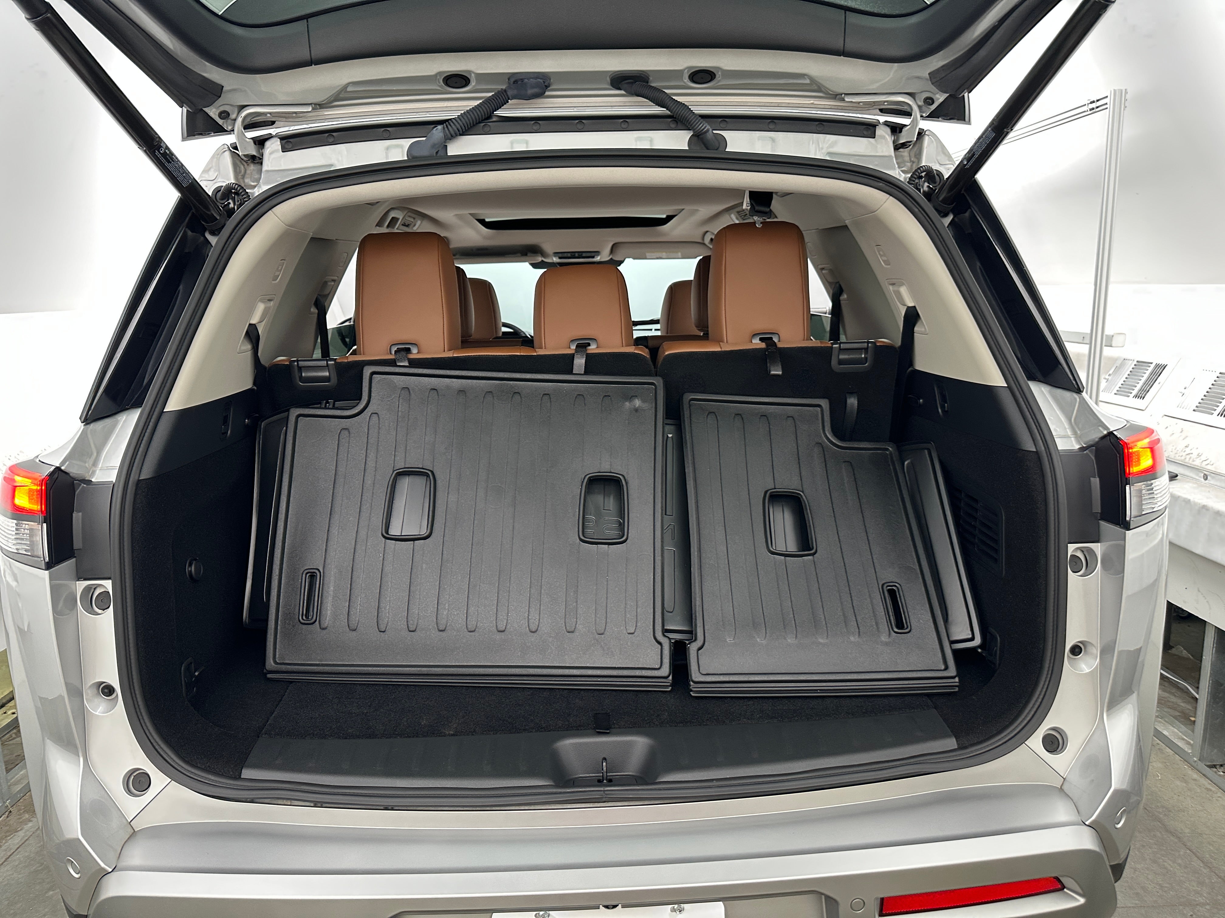 2024 Nissan Pathfinder Platinum 6