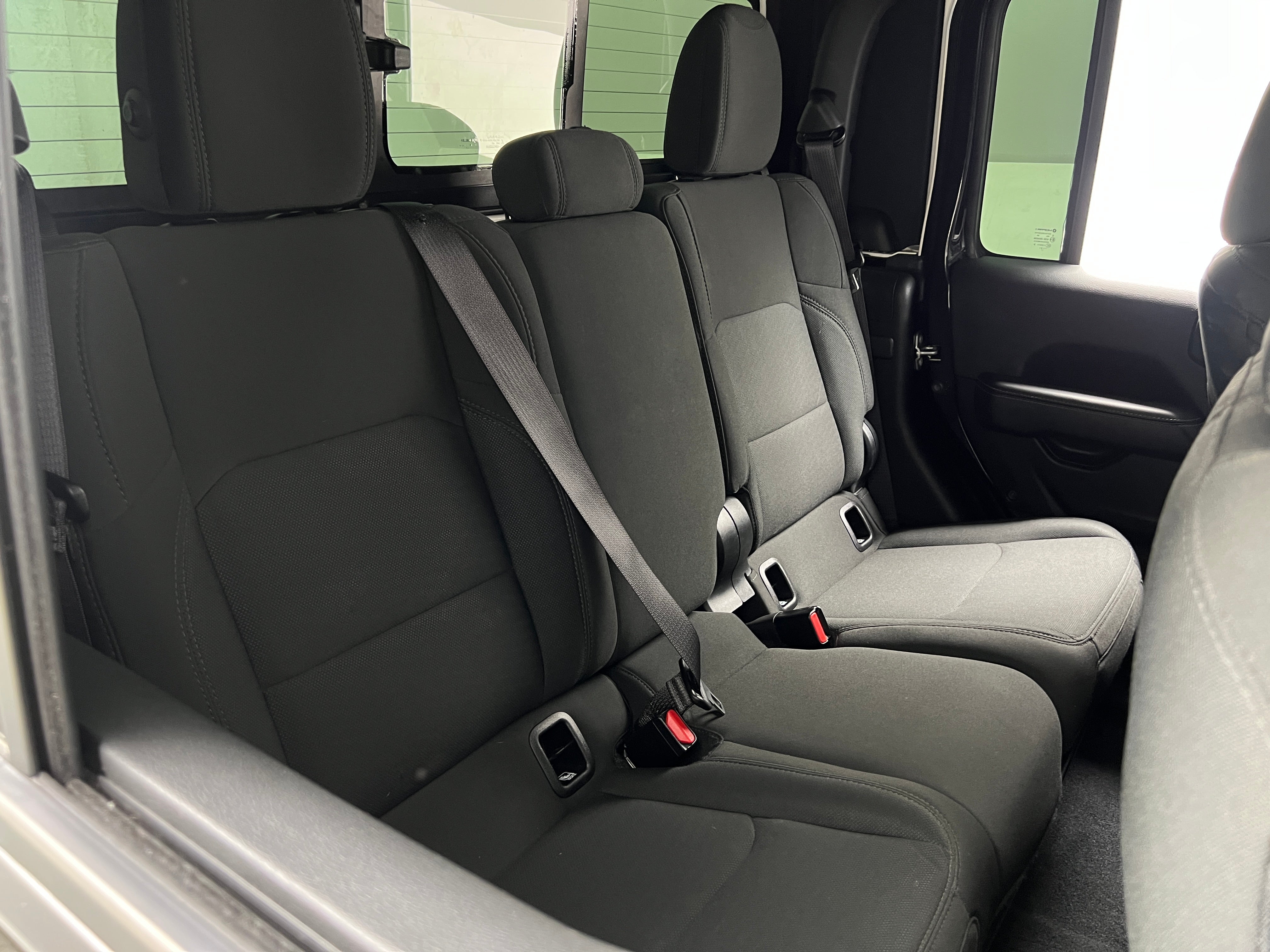 2021 Jeep Gladiator Overland 6