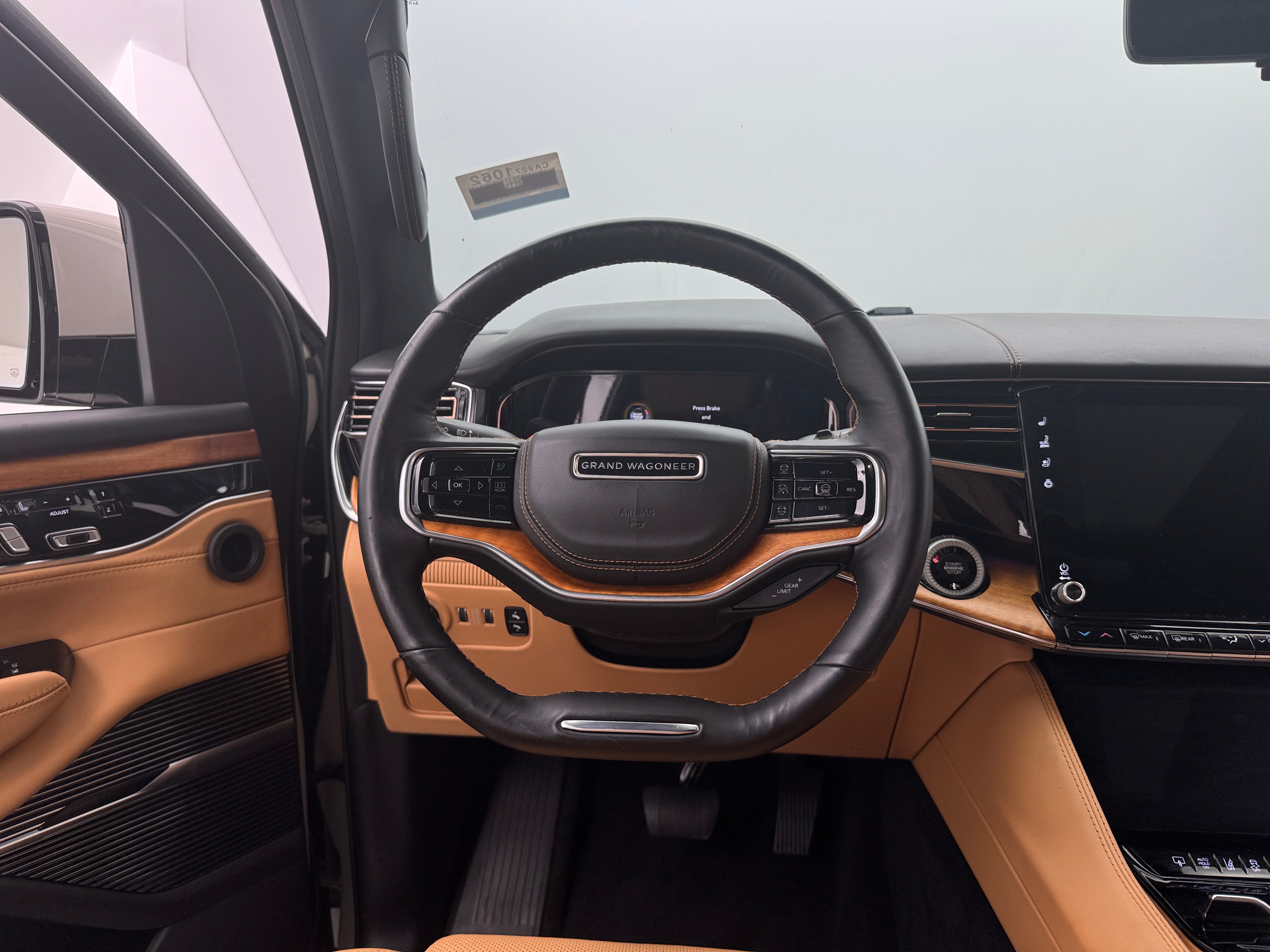 2022 Jeep Grand Wagoneer Series III 4