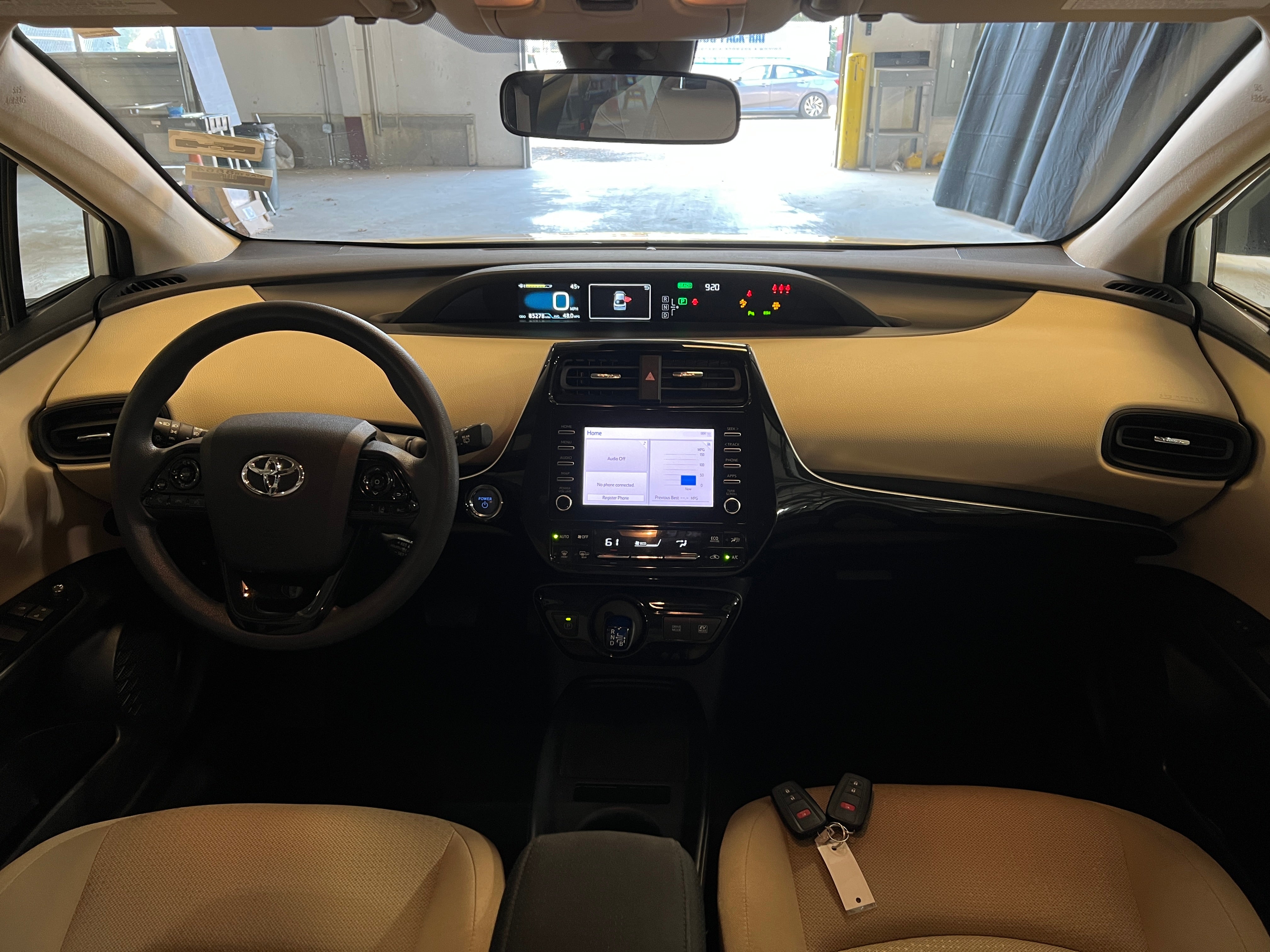 2020 Toyota Prius LE 3