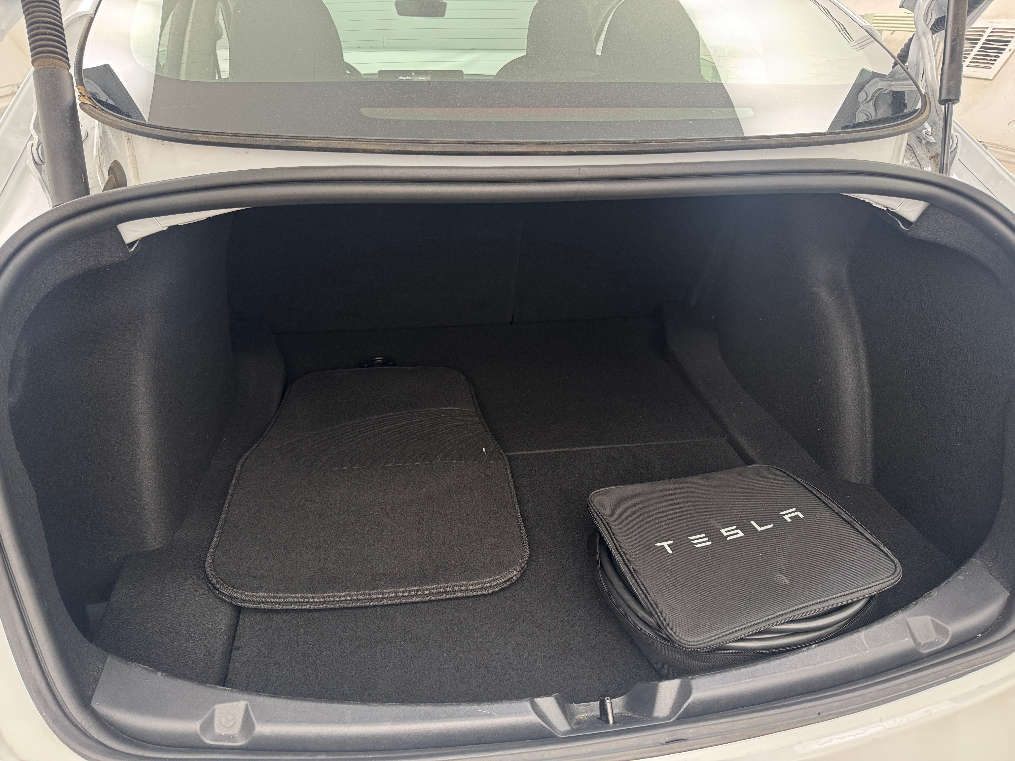 2023 Tesla Model 3 Standard Range 6