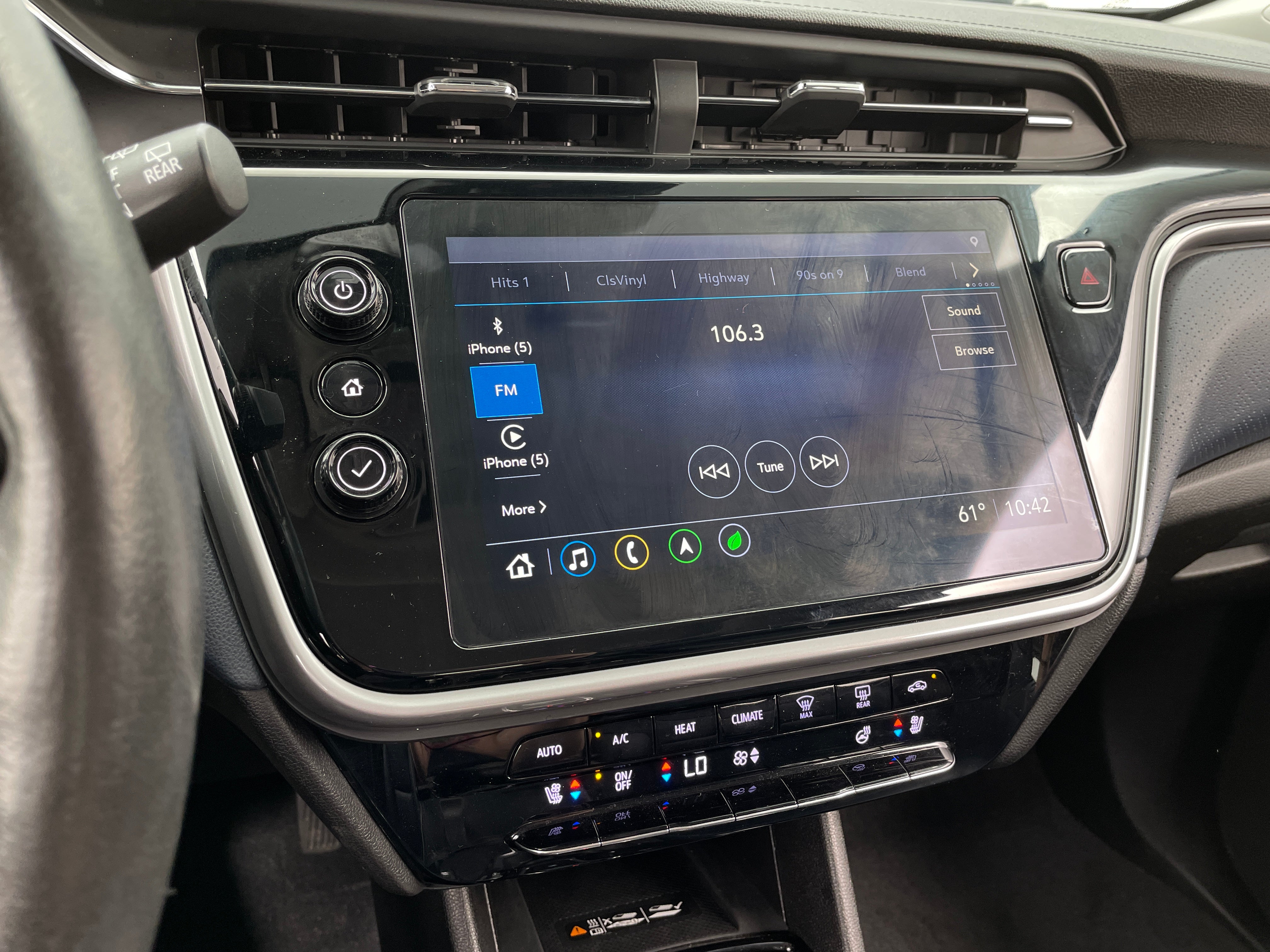 2022 Chevrolet Bolt EUV Premier 3