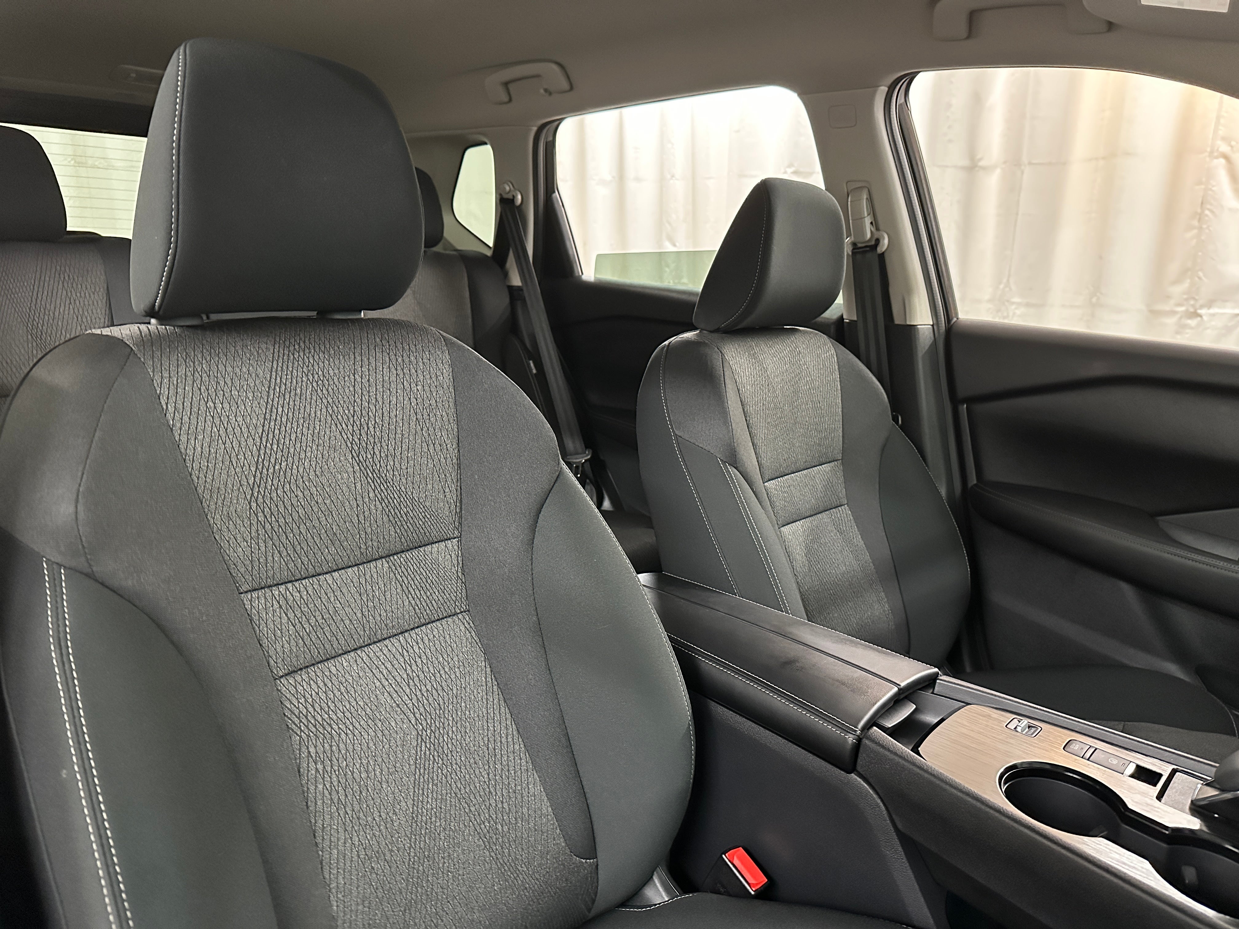 2025 Nissan Rogue SV 2