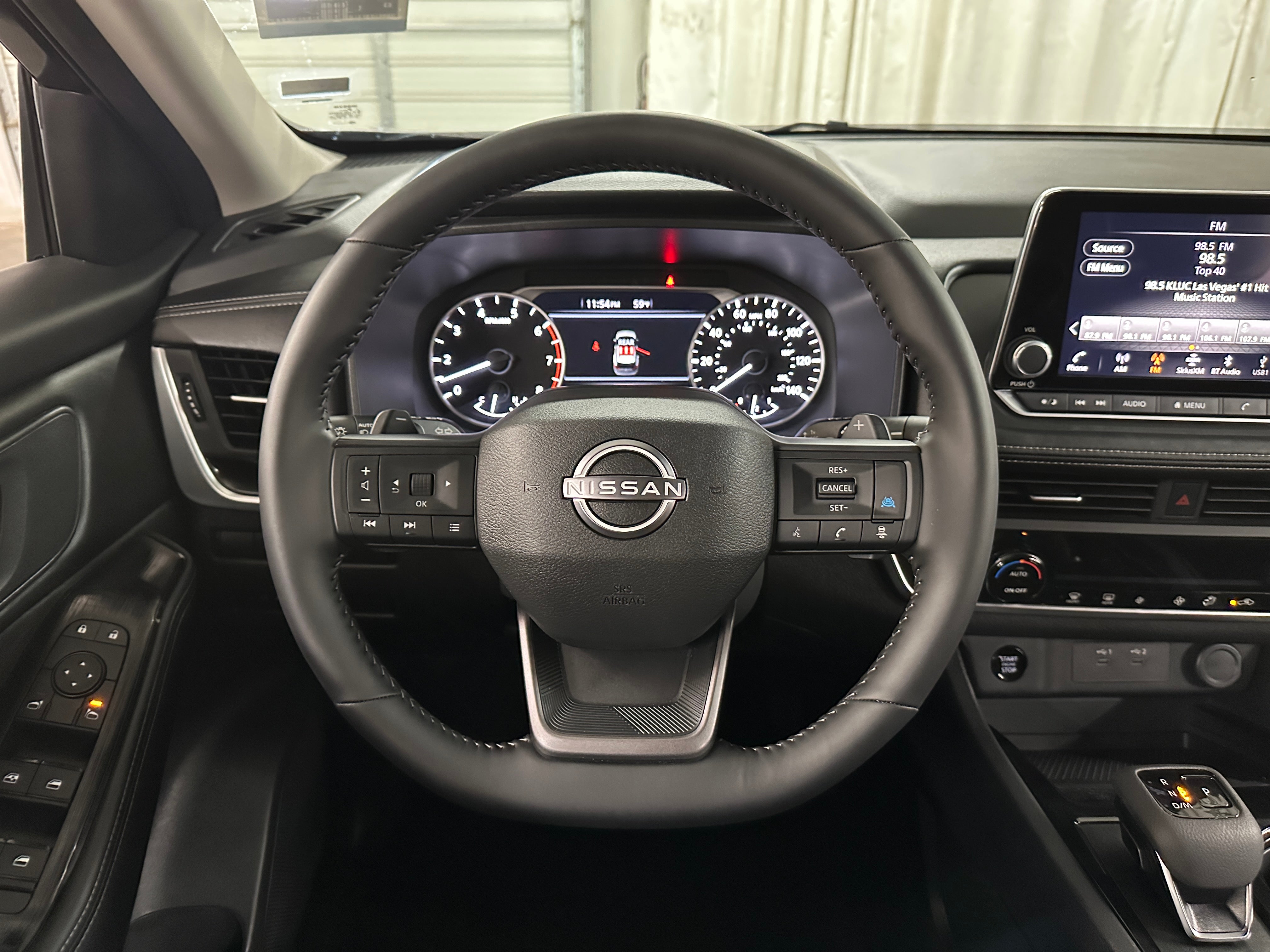2025 Nissan Rogue SV 5