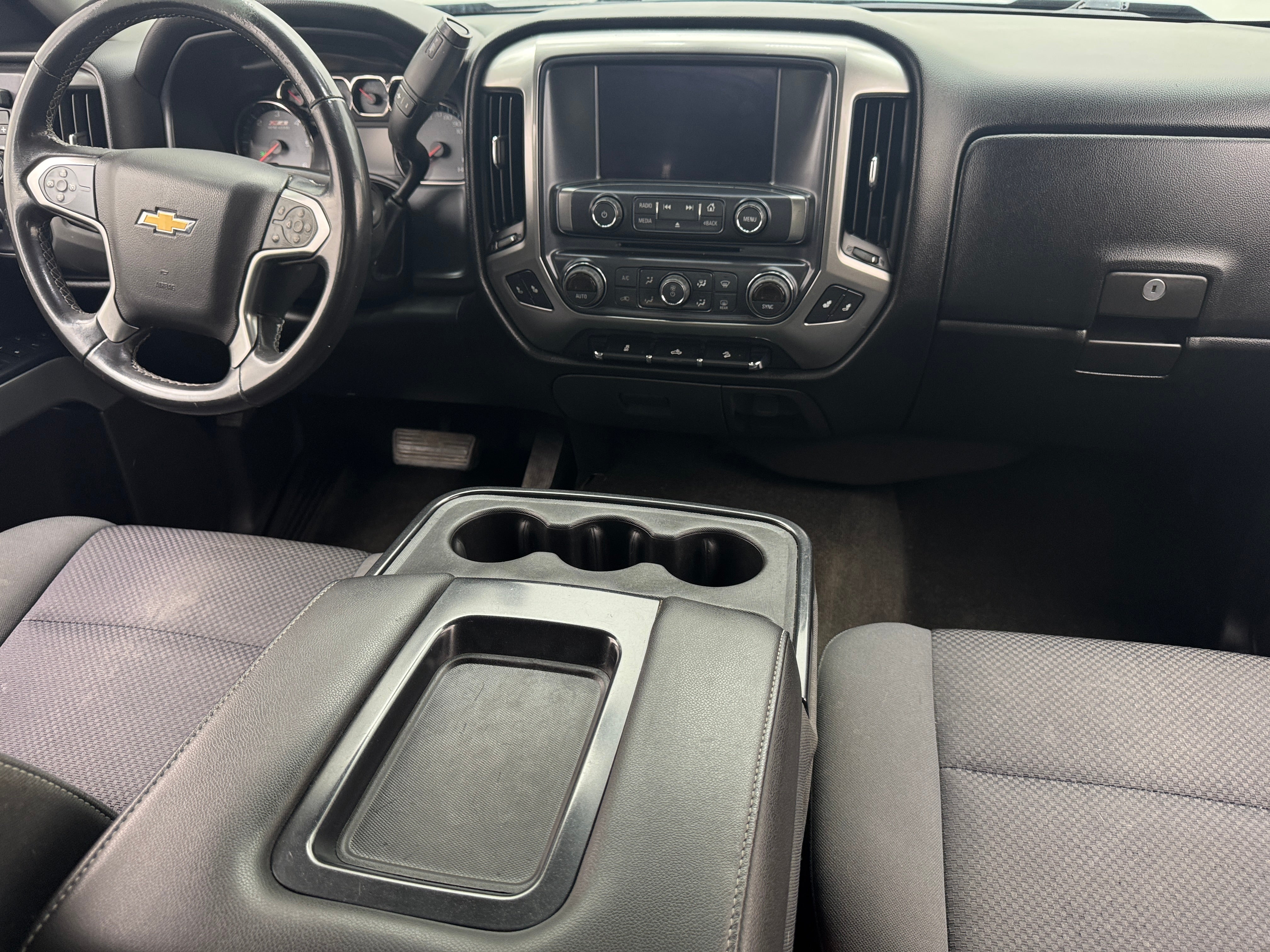 2018 Chevrolet Silverado 1500 LT 3