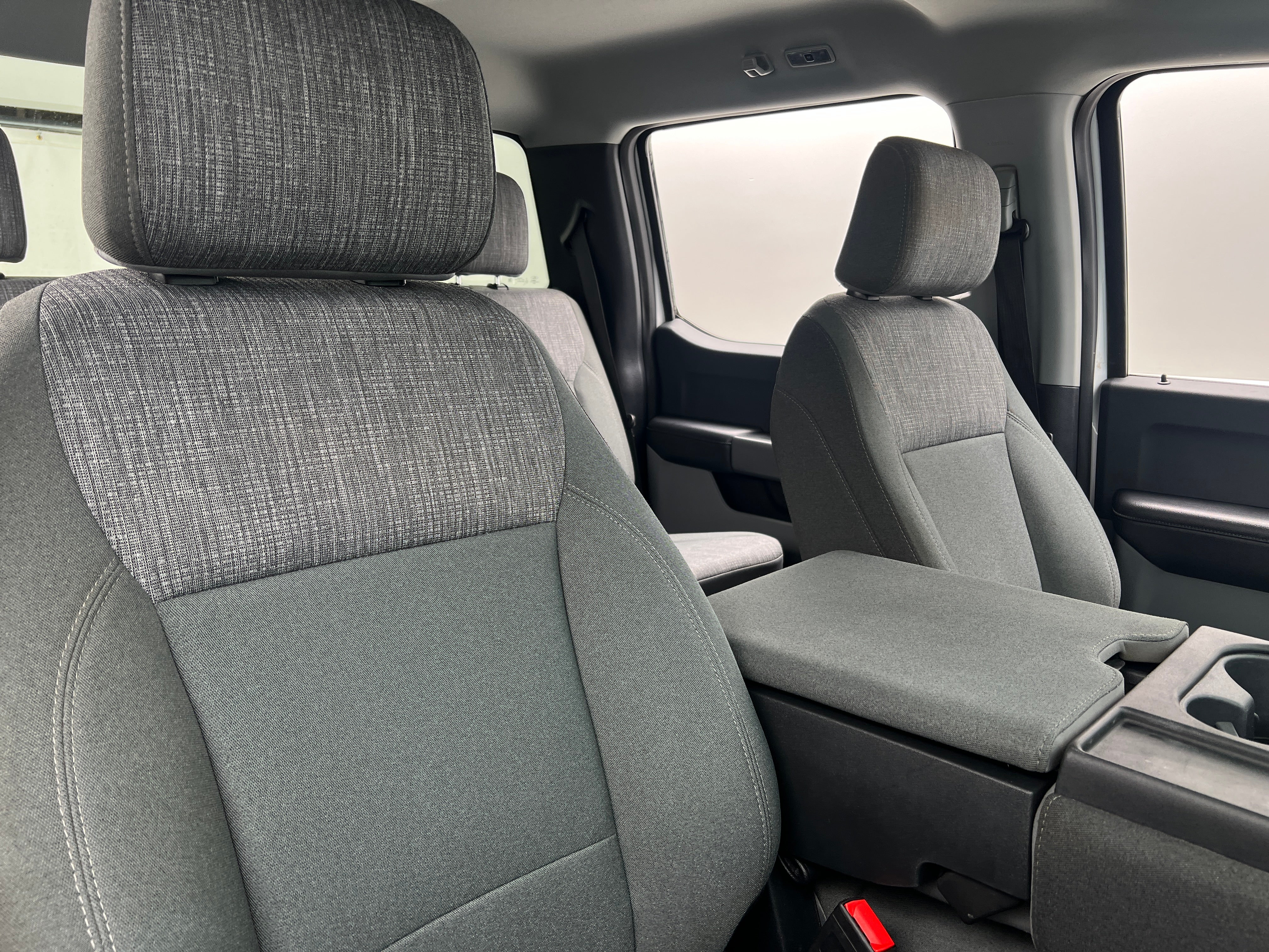 2024 Ford Econoline E-250 2