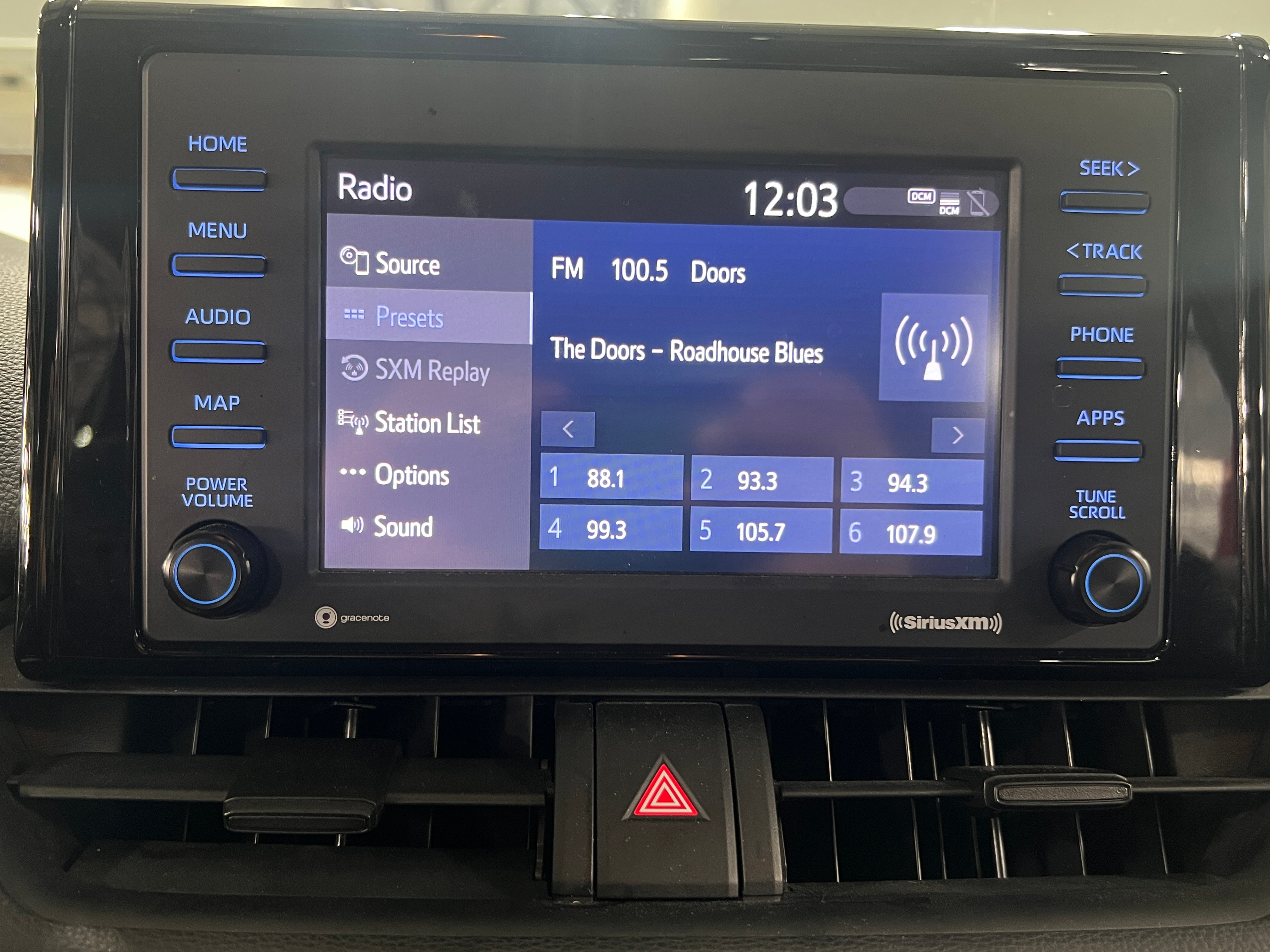 2021 Toyota RAV4 XLE 4