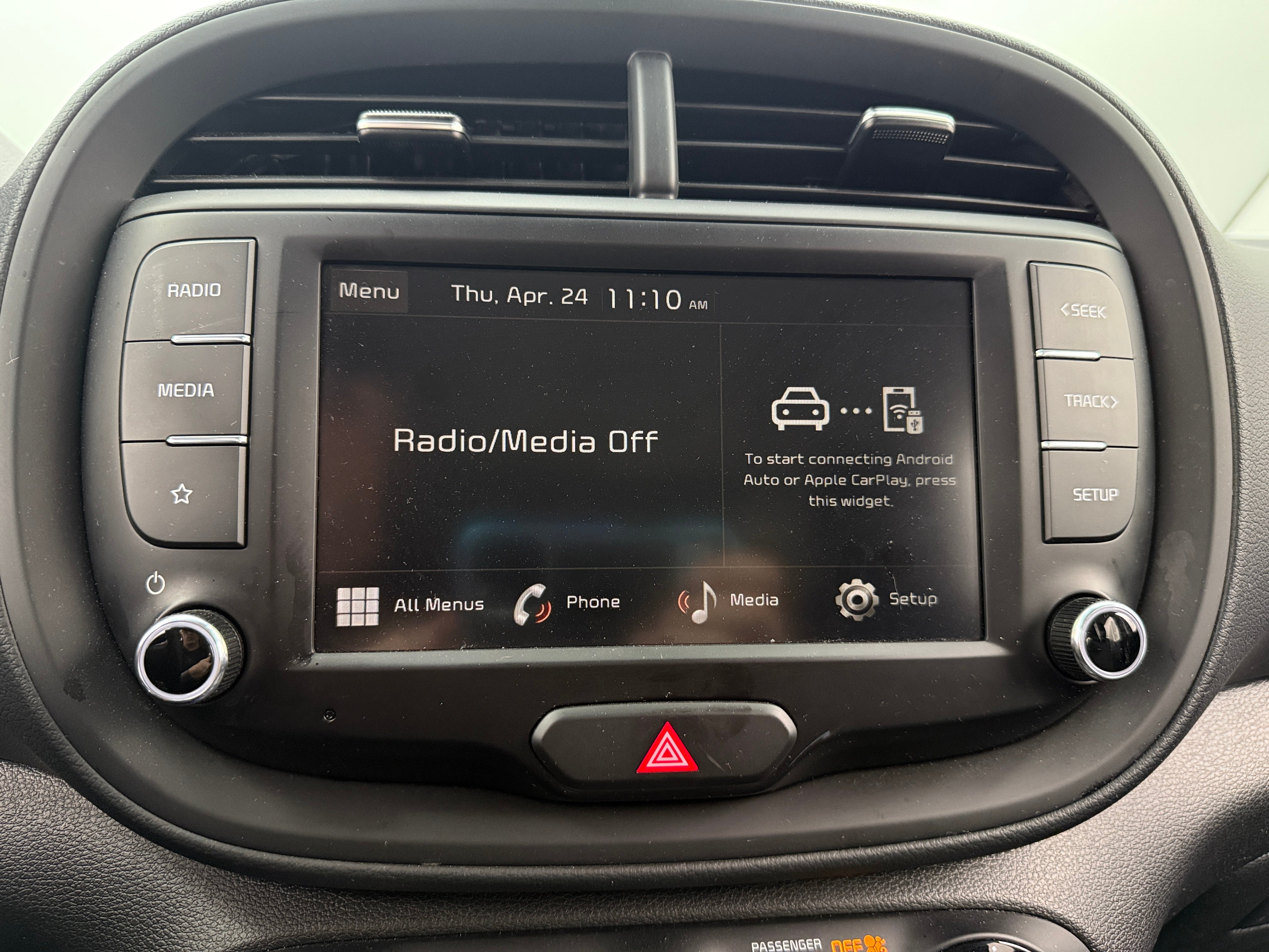 2024 Kia Soul LX 4