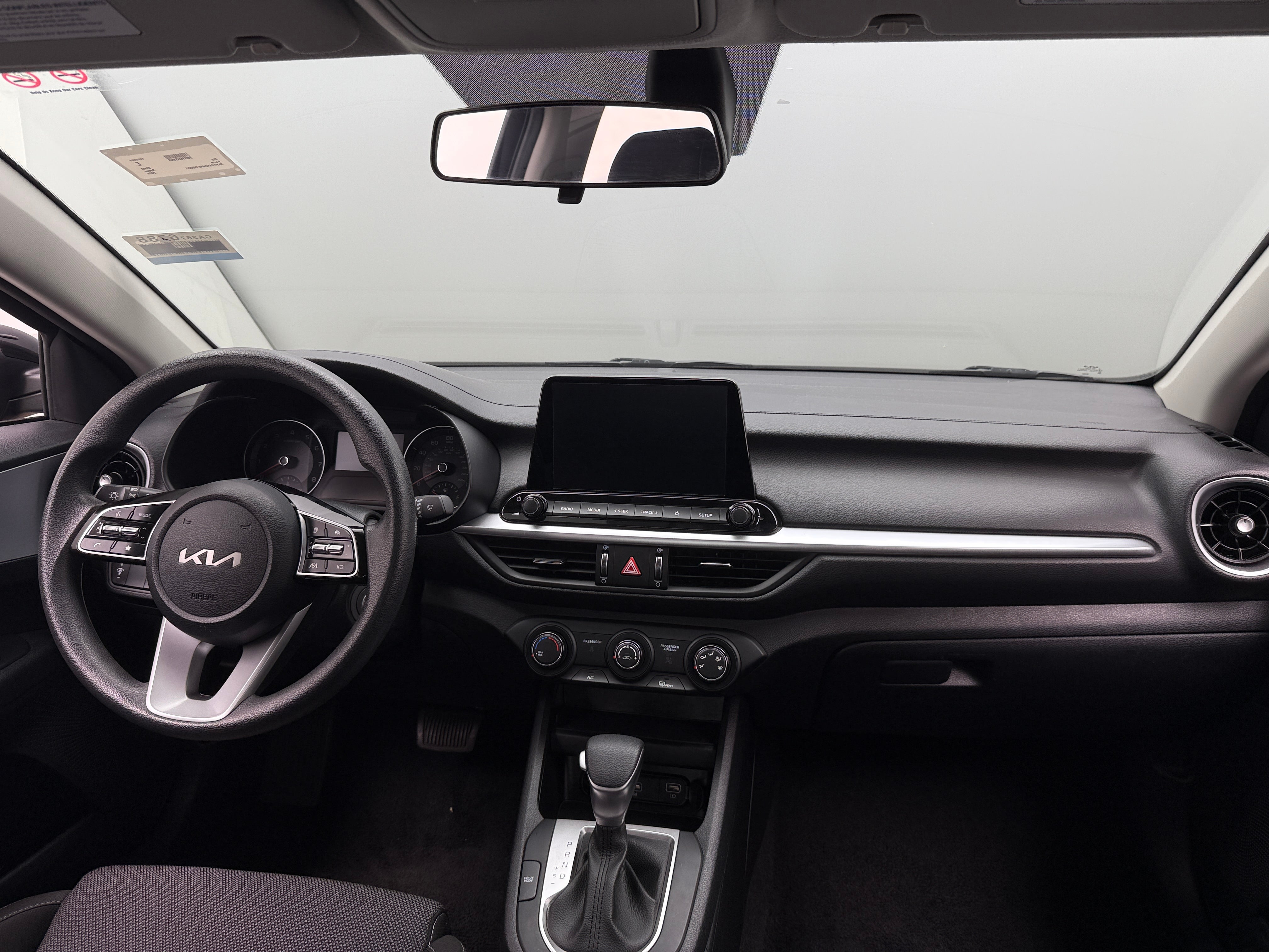 2024 Kia Forte LXS 3