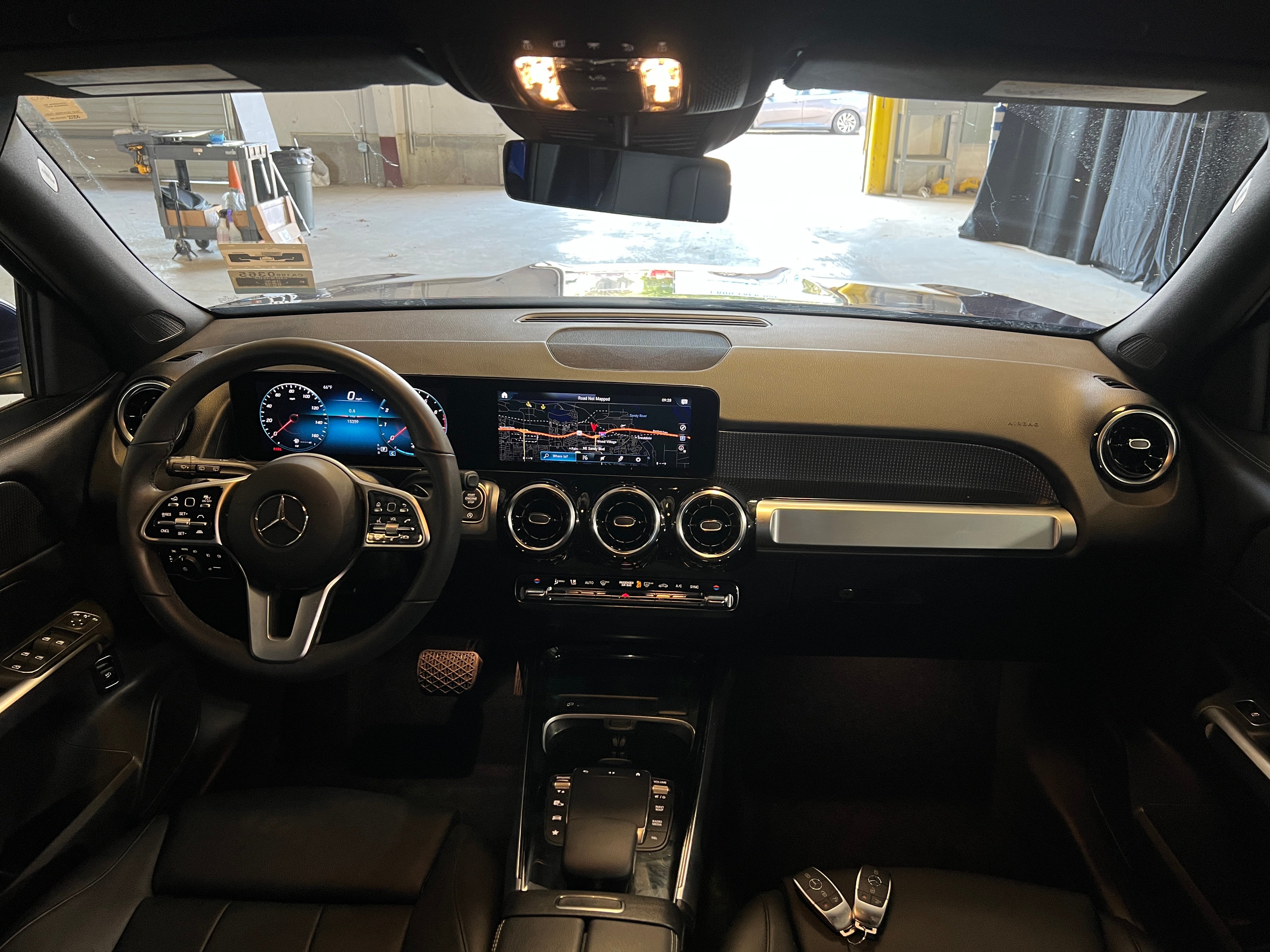 2023 Mercedes-Benz GLB 250 2