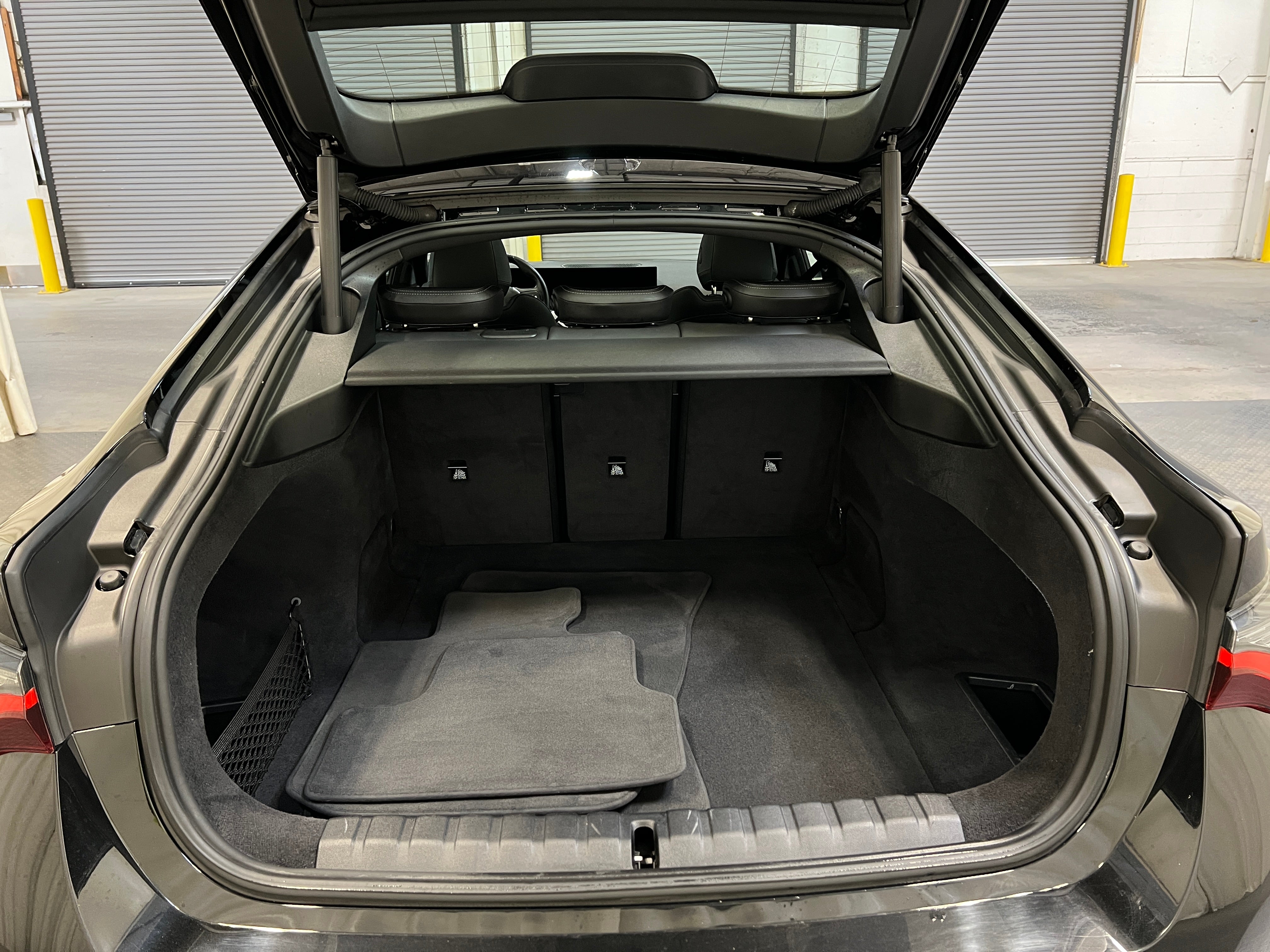 2023 BMW i4 eDrive40 6