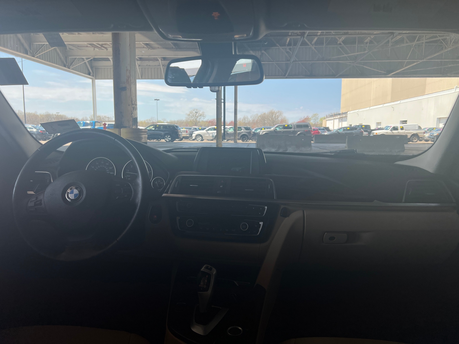 Thumbnail: 2018 BMW 3 Series - 2