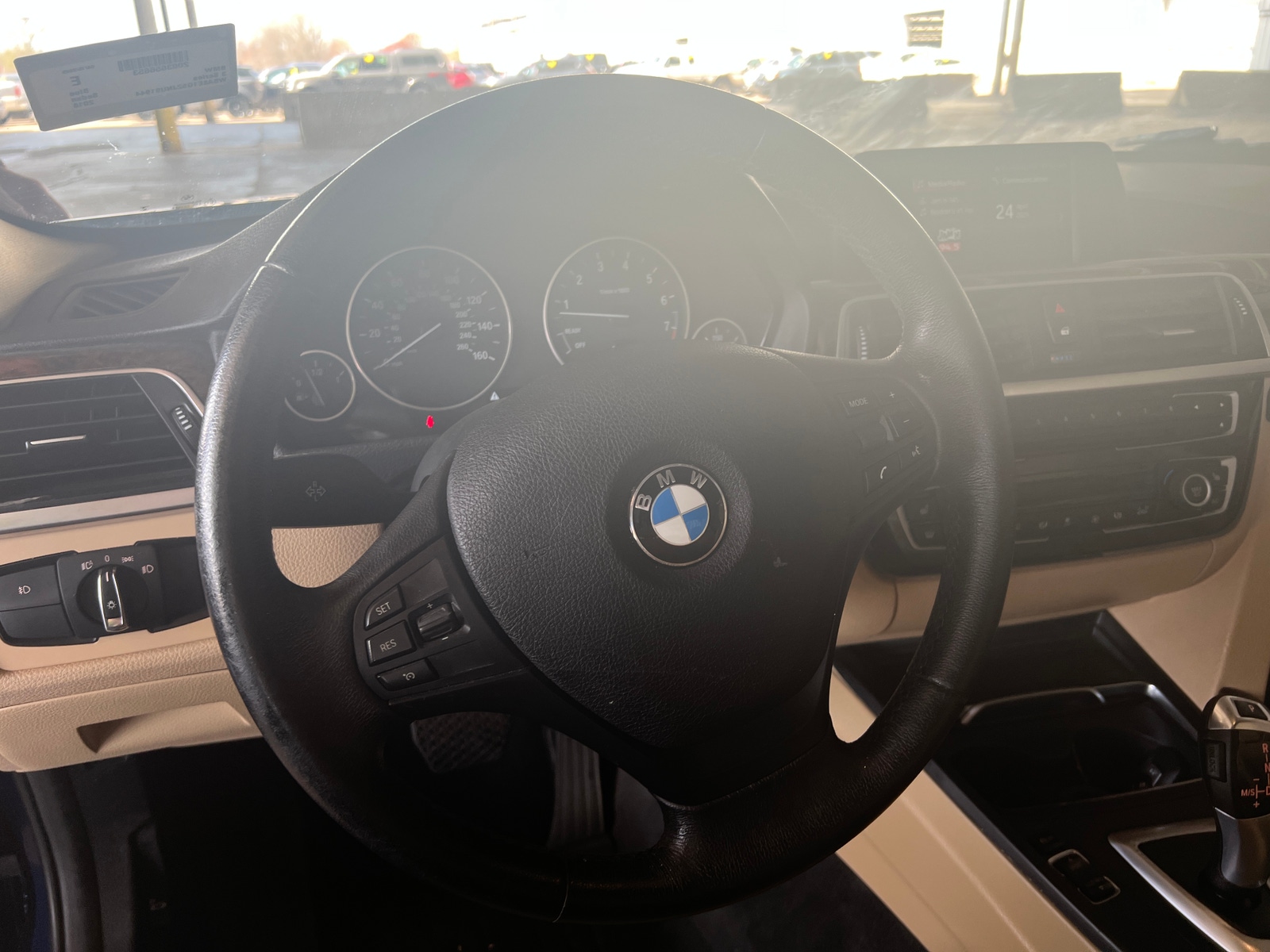 Thumbnail: 2018 BMW 3 Series - 4