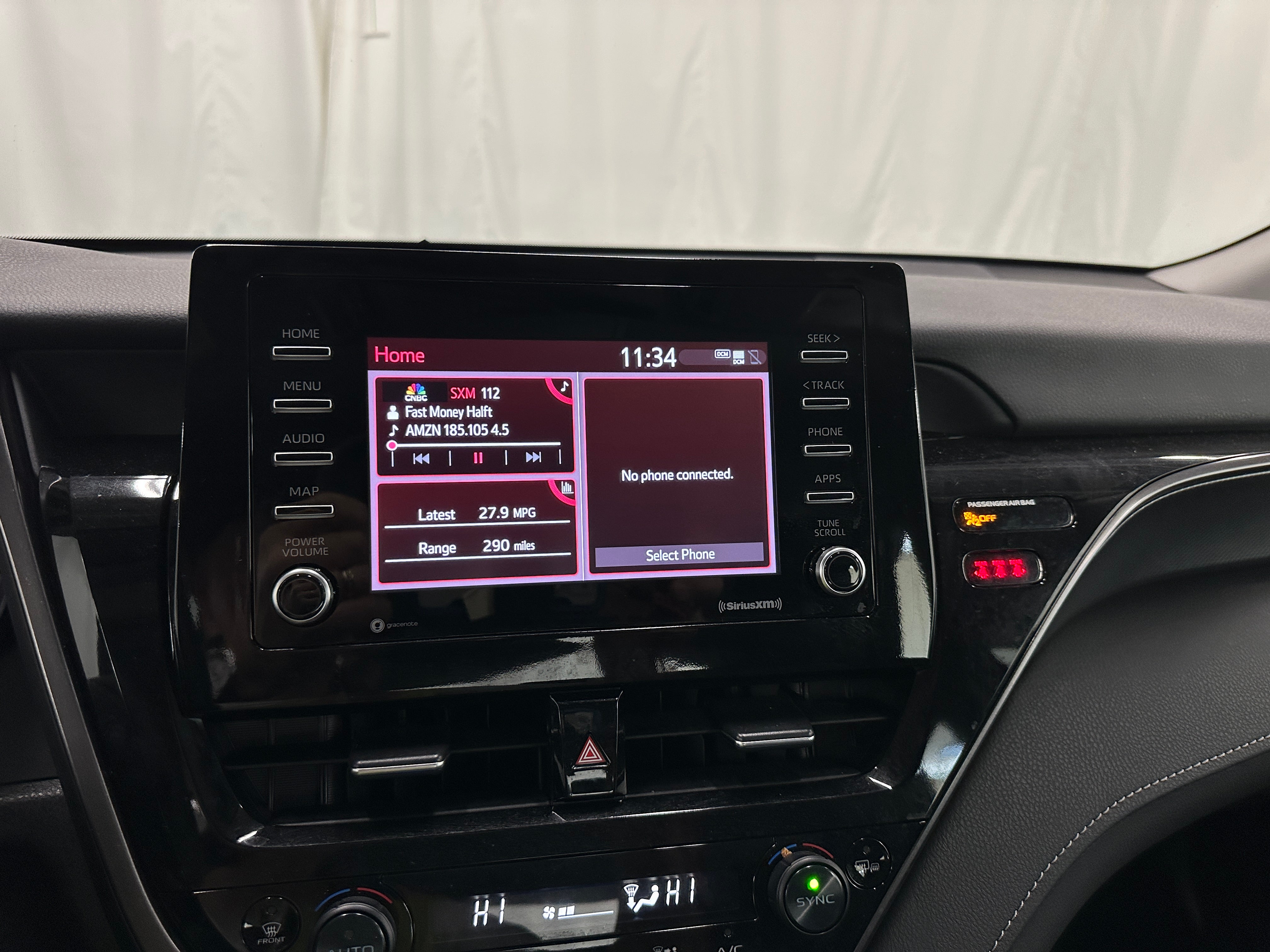 2024 Toyota Camry SE 4