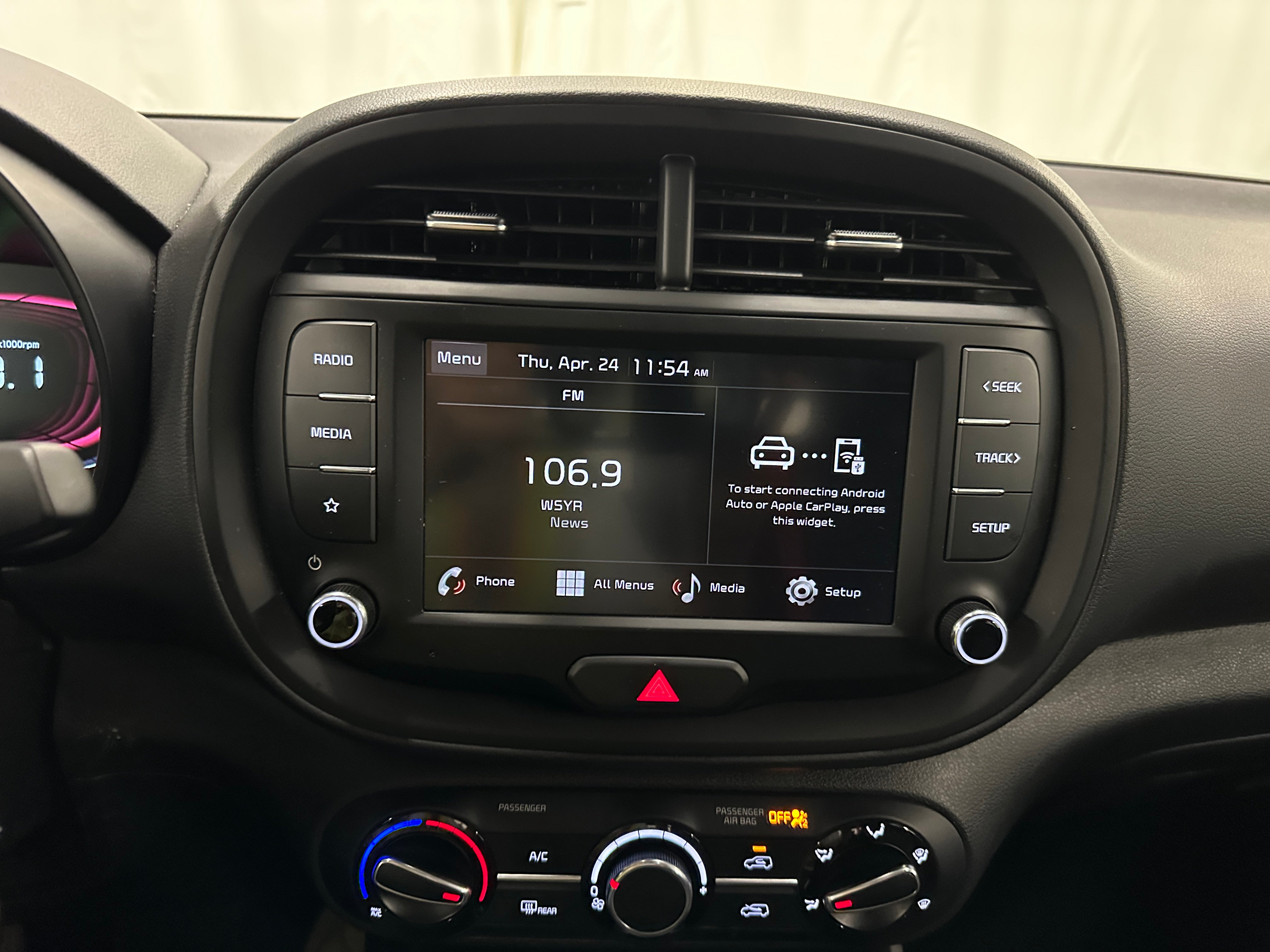 2024 Kia Soul LX 4