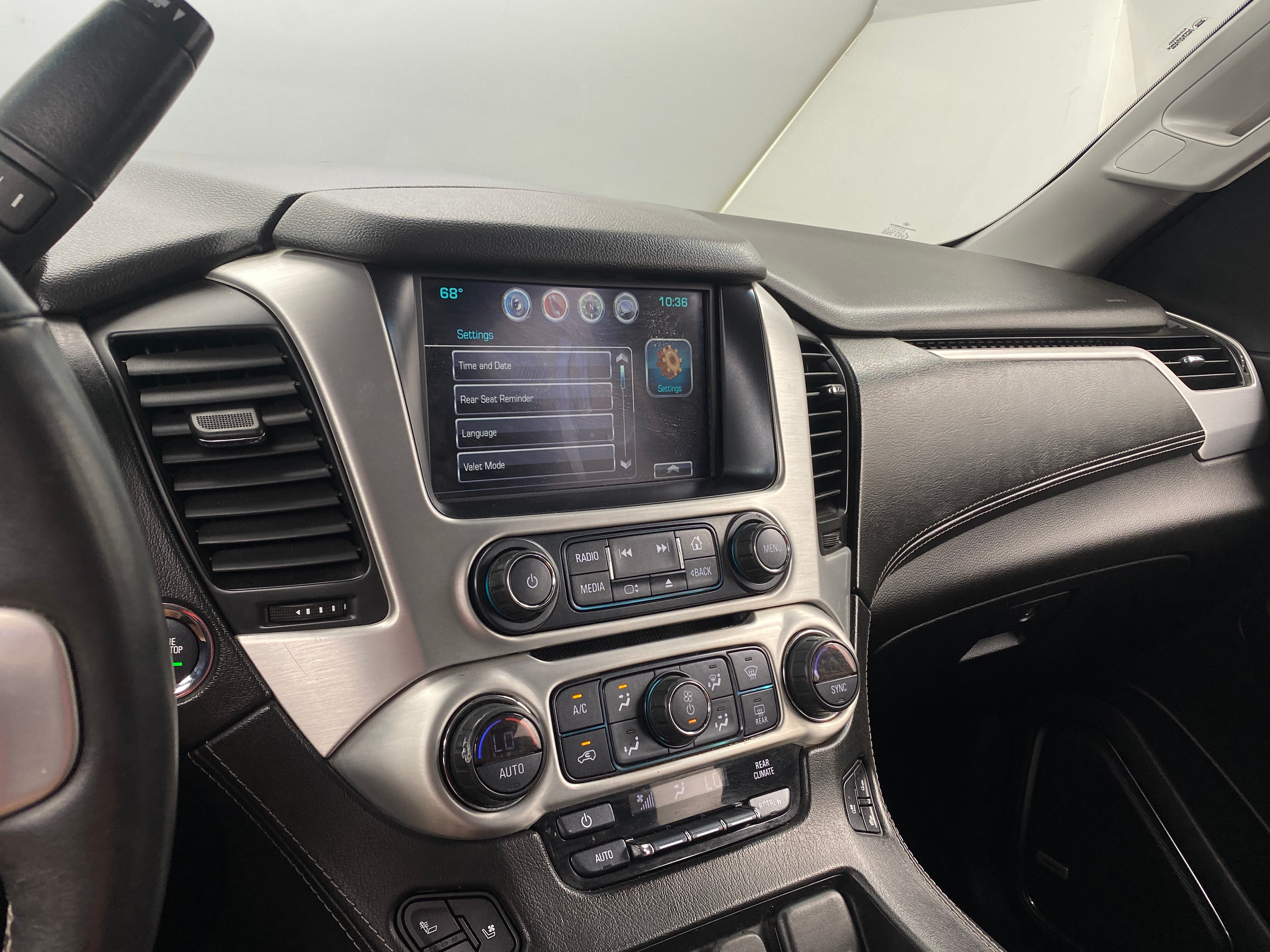 2018 GMC Yukon SLT 3