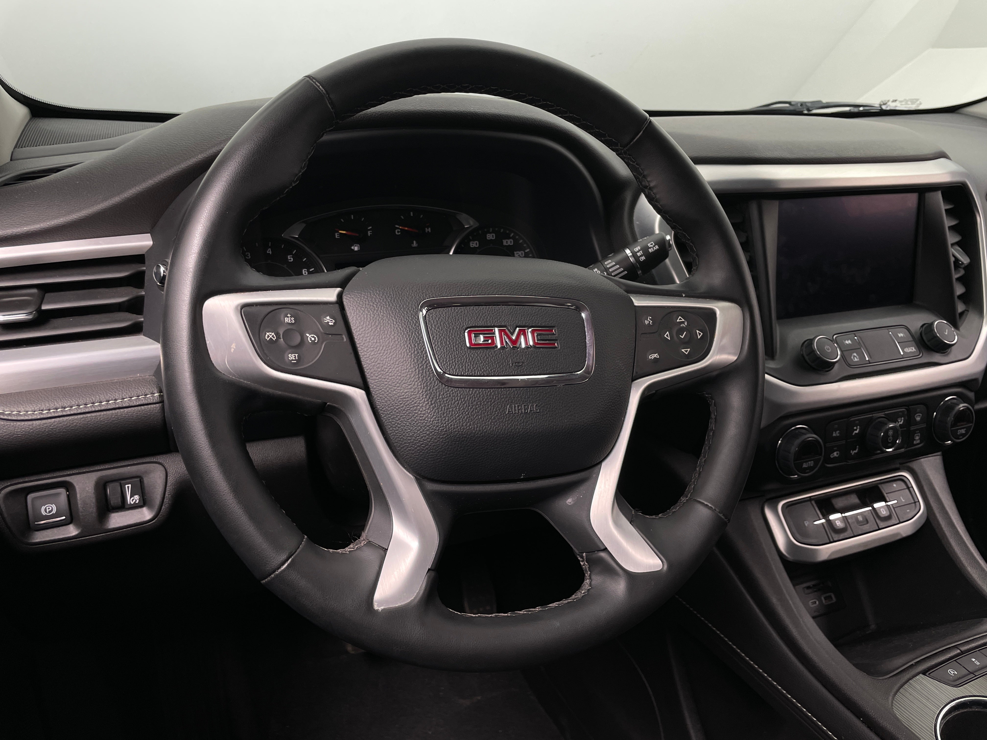 2023 GMC Acadia SLT 4